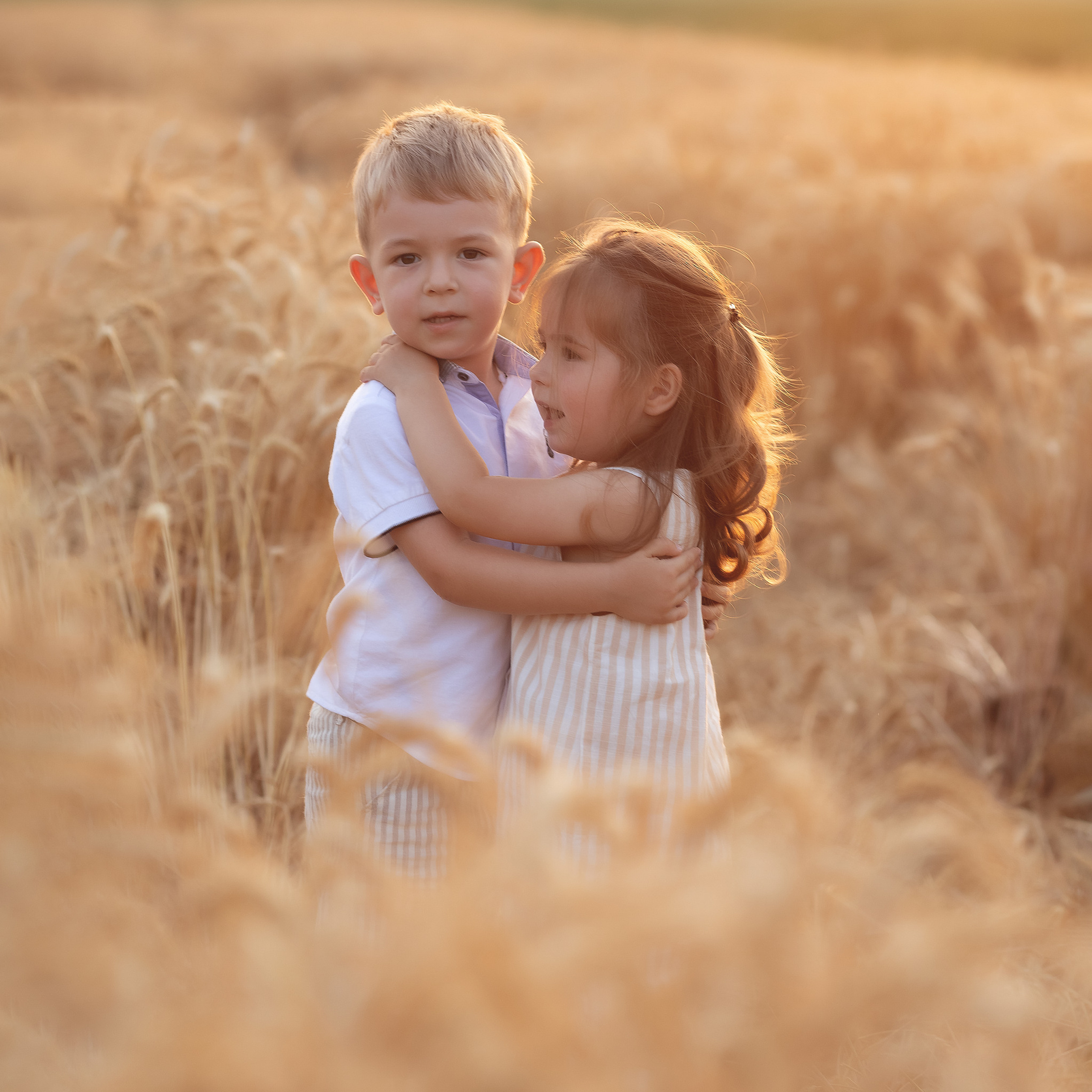RECENZII. Fotograf de familie la Ungheni și Reggio-Emilia, Alessia Slivca