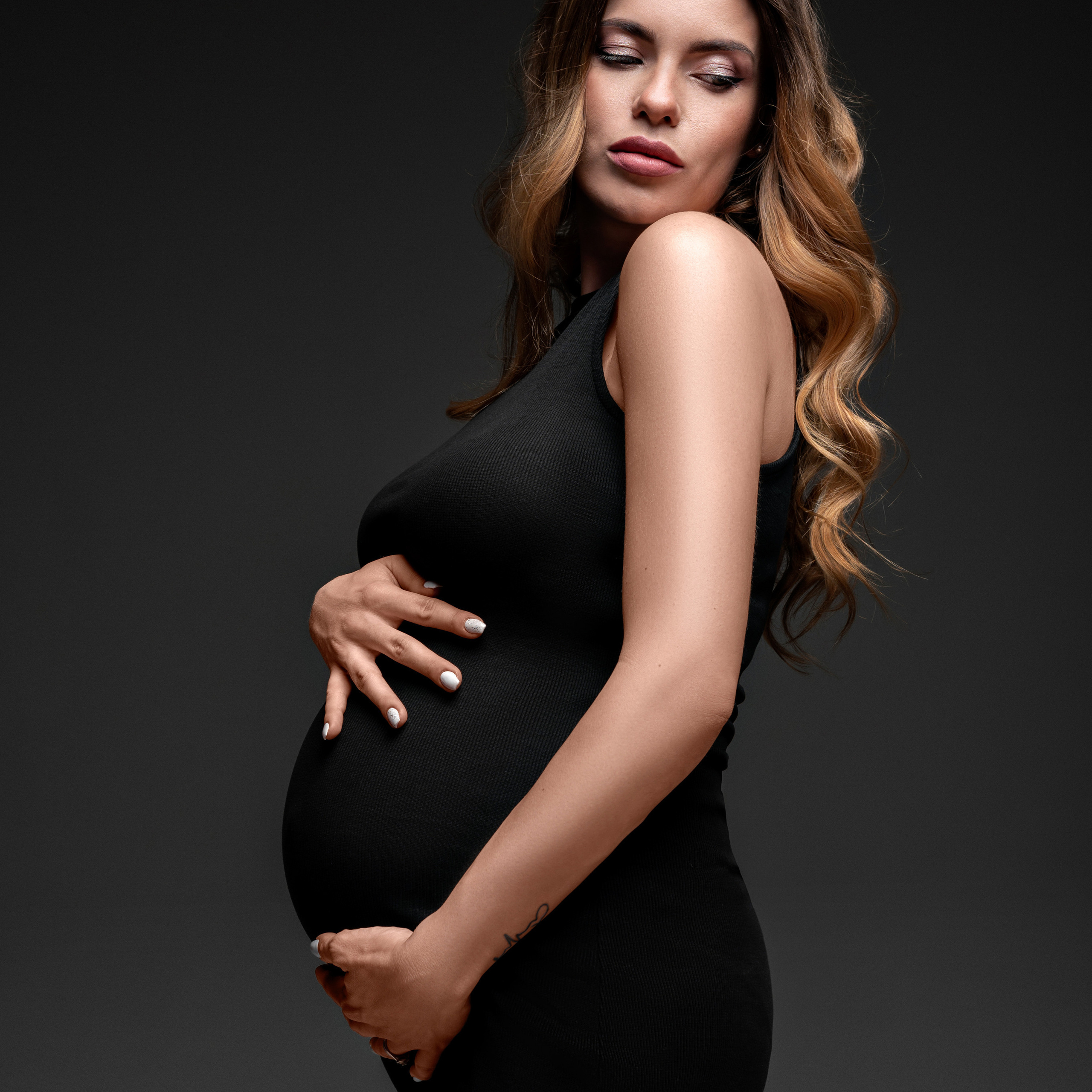 Recenzie. Krása tehotenstva v objektíve — Maria Milosovic, tehotenská fotografka