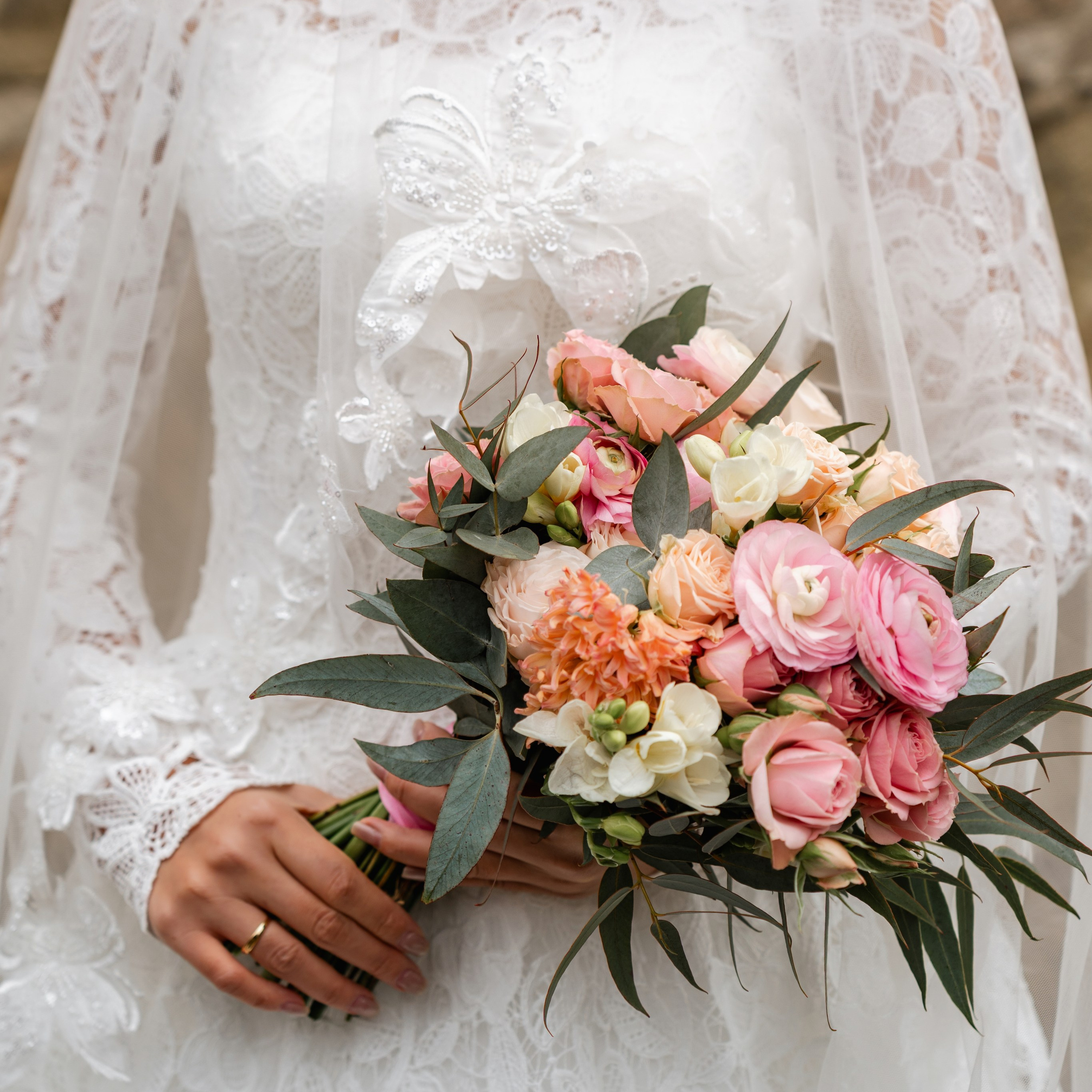 Wedding in Kutaisi. Georgia. Destination Wedding Photographers in Georgia, Armenia. Maks Kovalenko and Lara Tatosyan. Wedding videographer