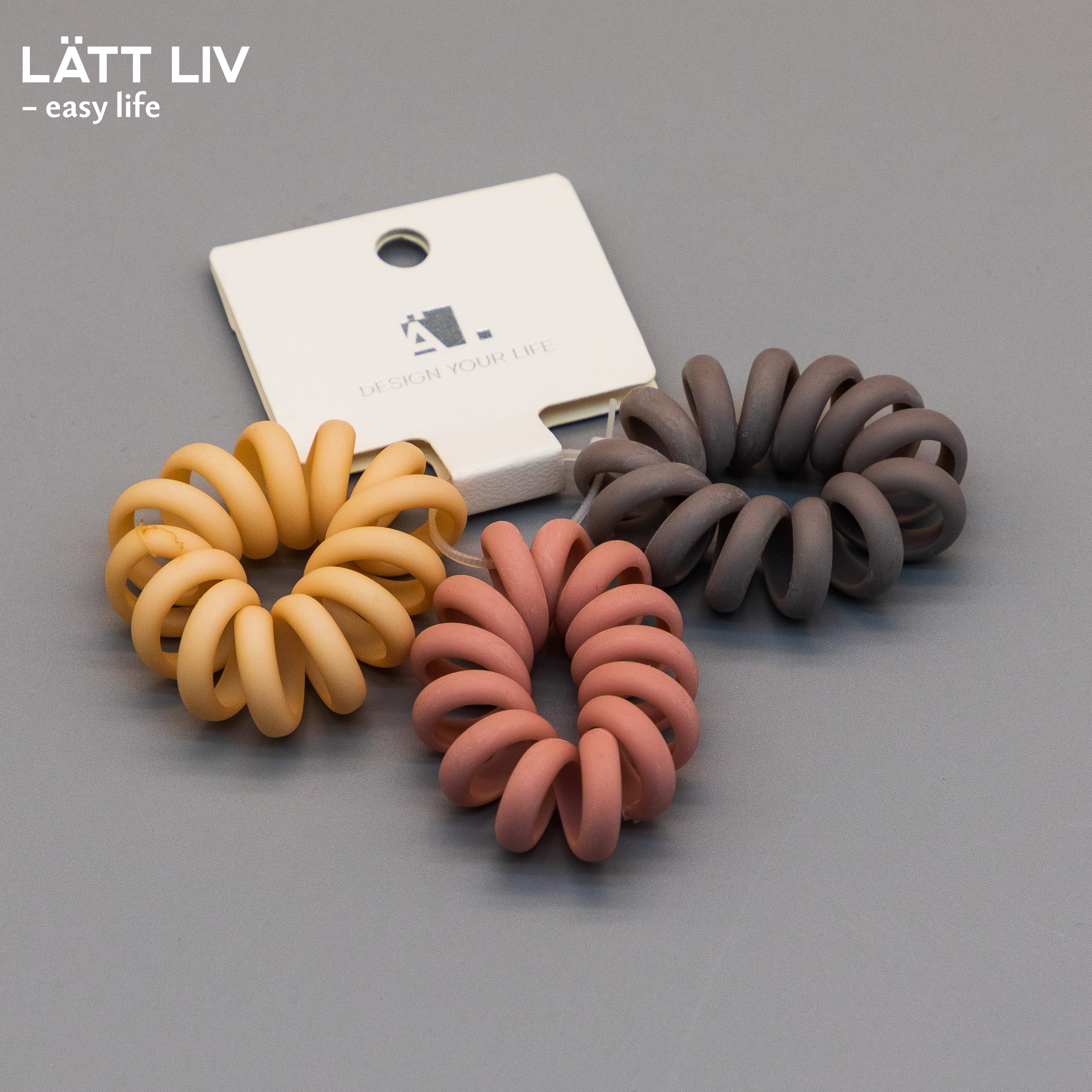 Брелки и резинки. LÄTT LIV