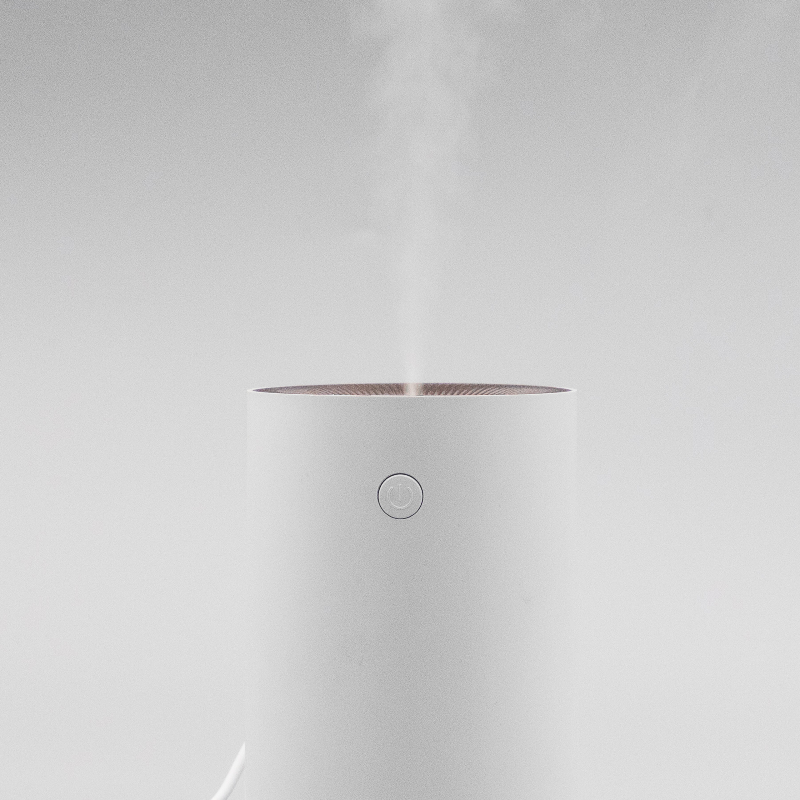 Электроника и канцтовары. LÄTT LIV