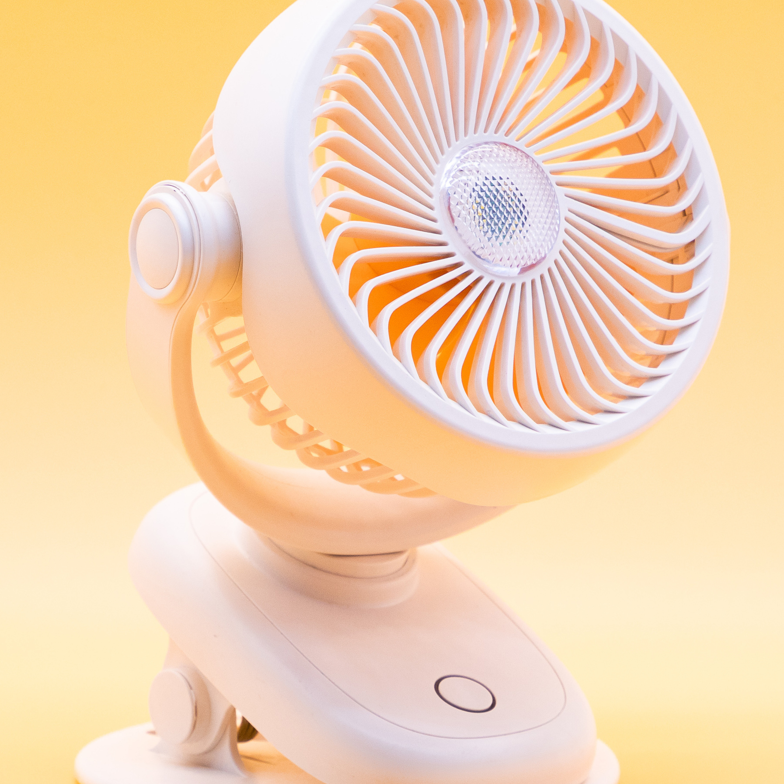 Электроника и канцтовары. LÄTT LIV