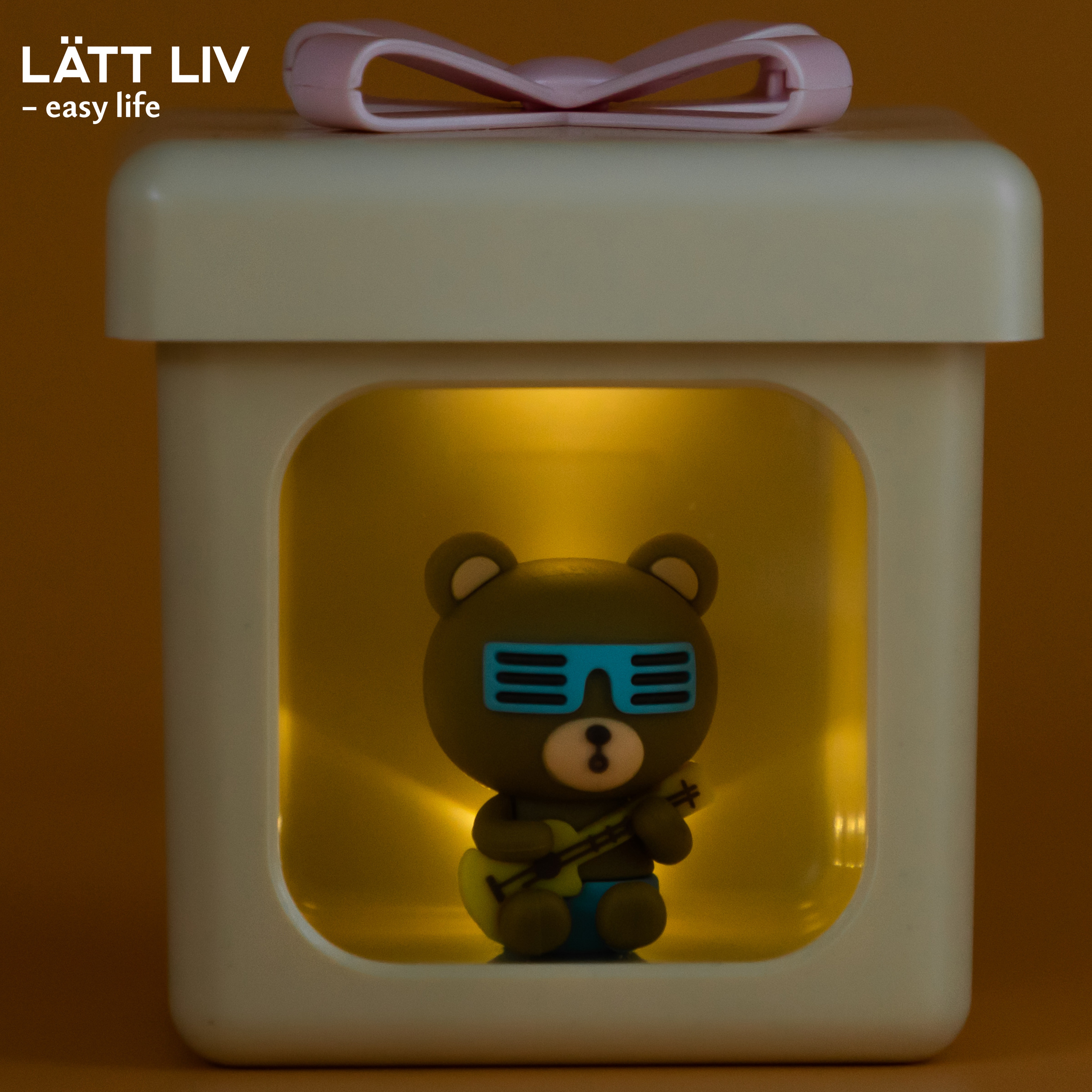 Электроника и канцтовары. LÄTT LIV