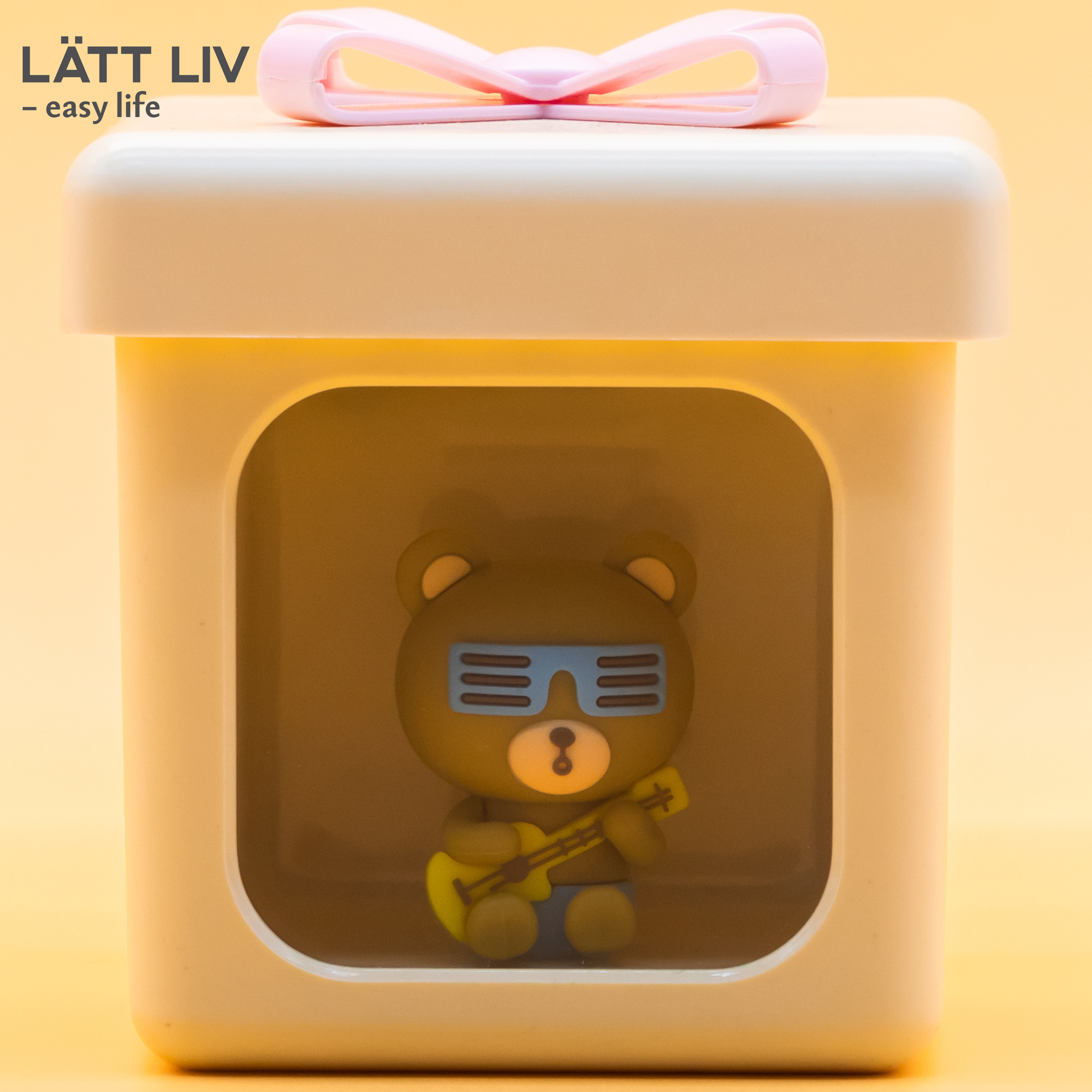 Электроника и канцтовары. LÄTT LIV