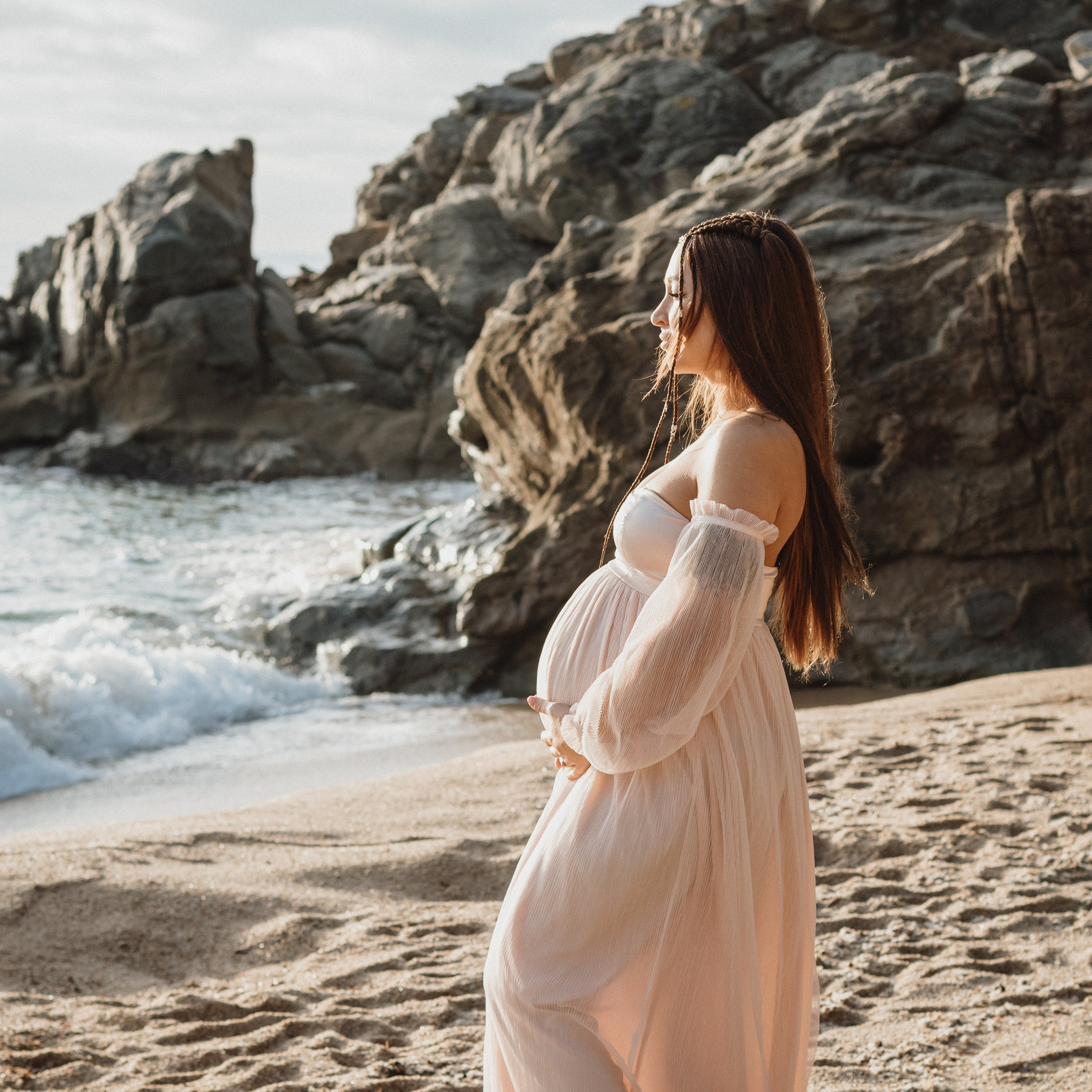Veronika, maternity