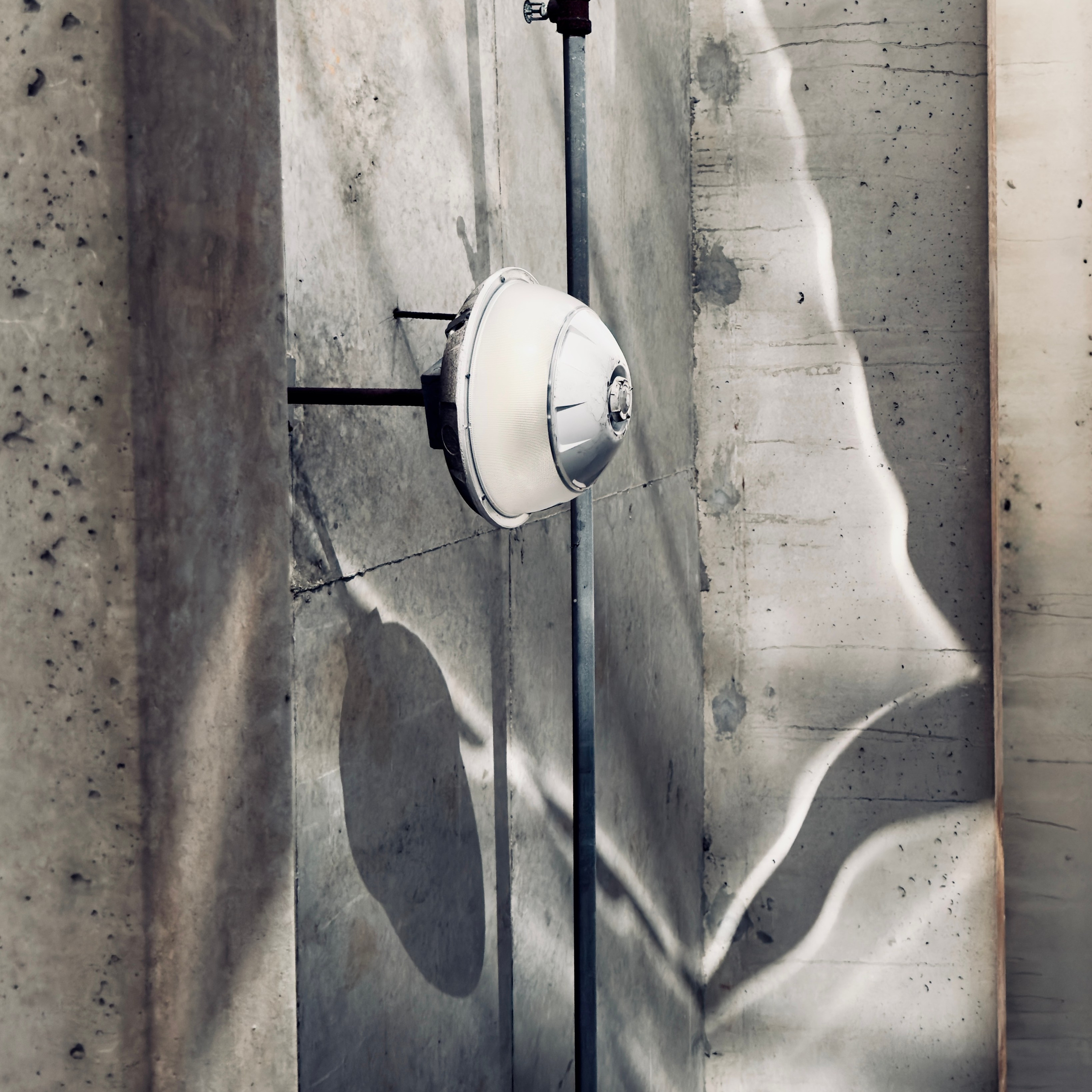 LOOKING AGAIN. Julia Kantor | Architecture & Abstract Photographer