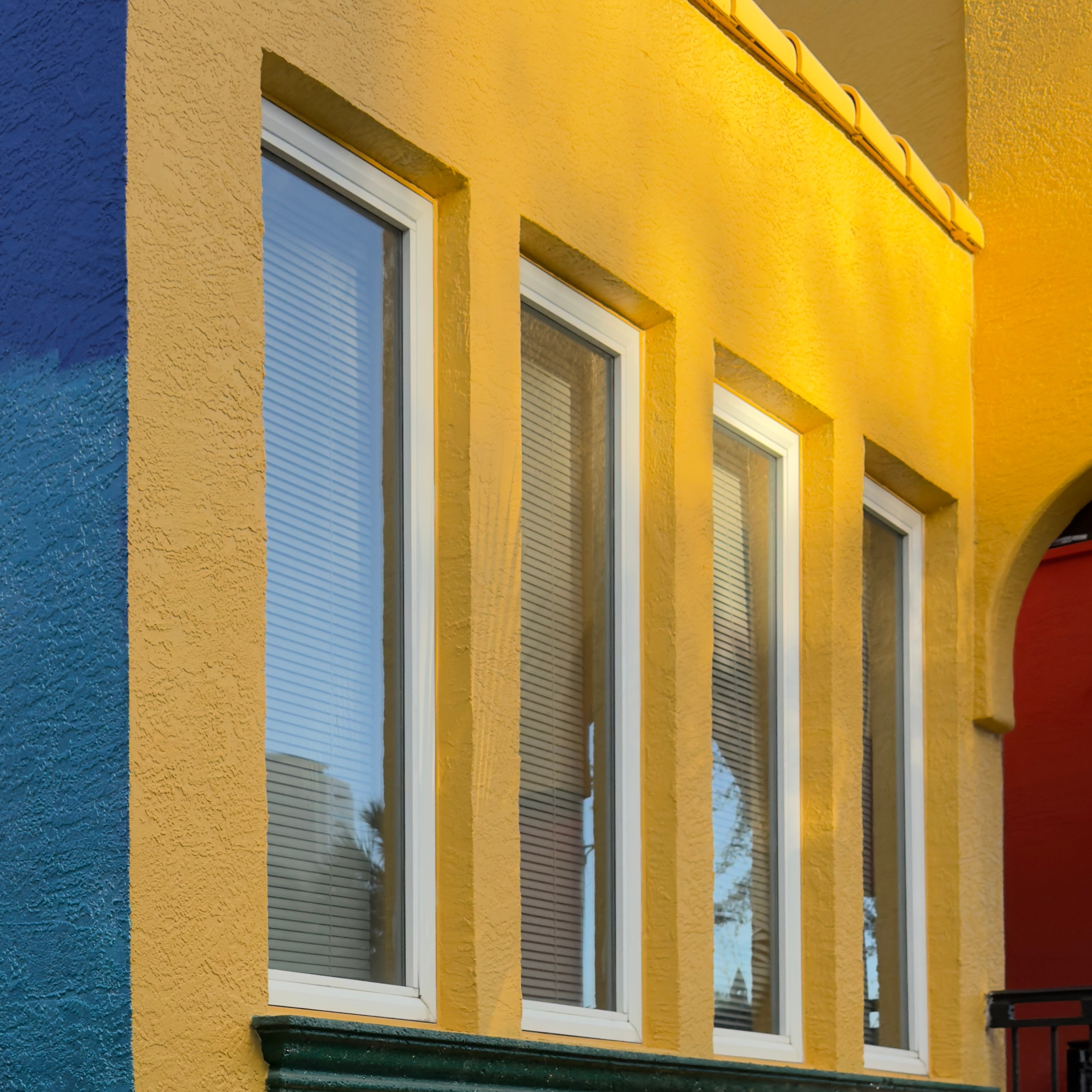 COLOR FIELD. Julia Kantor | Architecture & Abstract Photographer