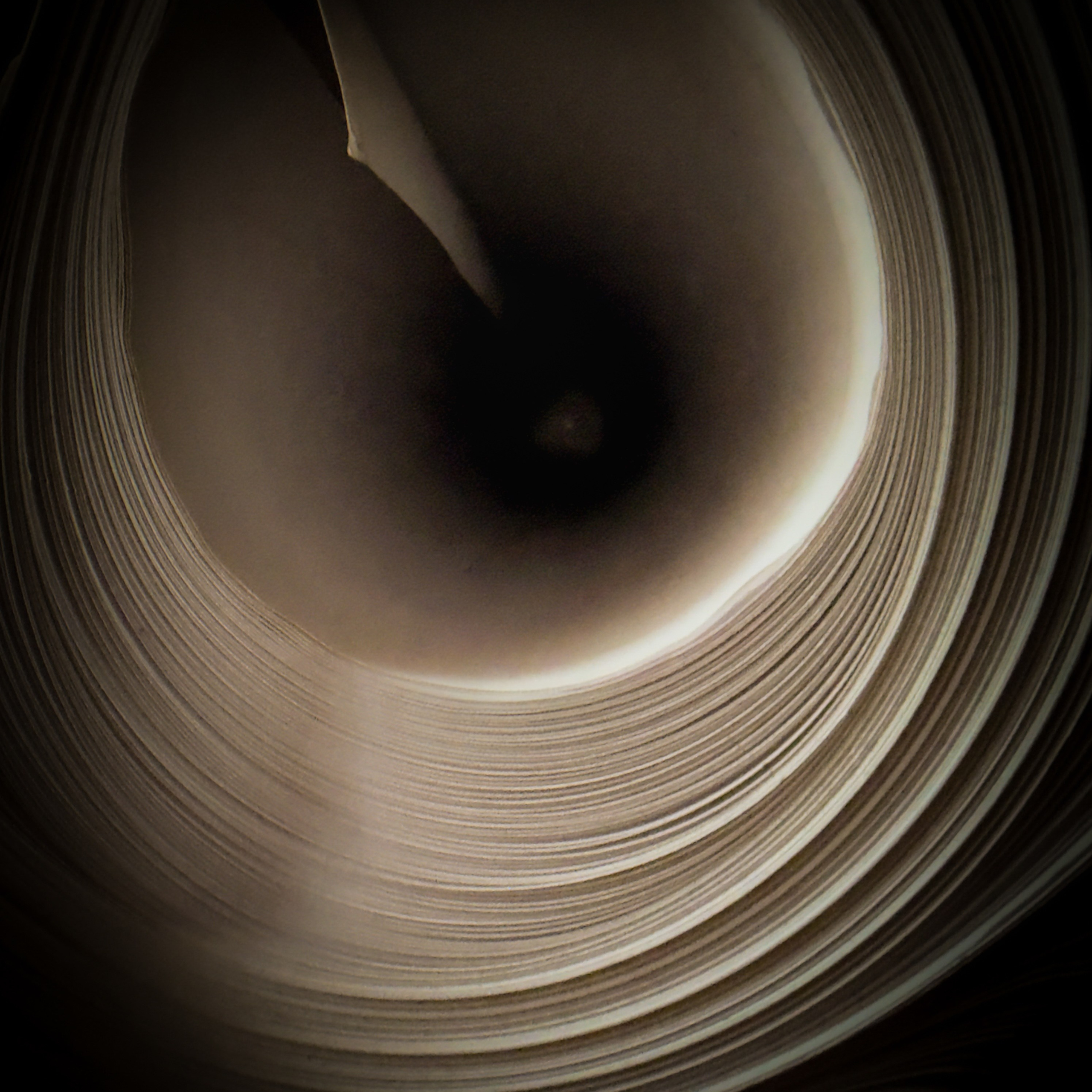 LOOKING AGAIN. Julia Kantor | Architecture & Abstract Photographer