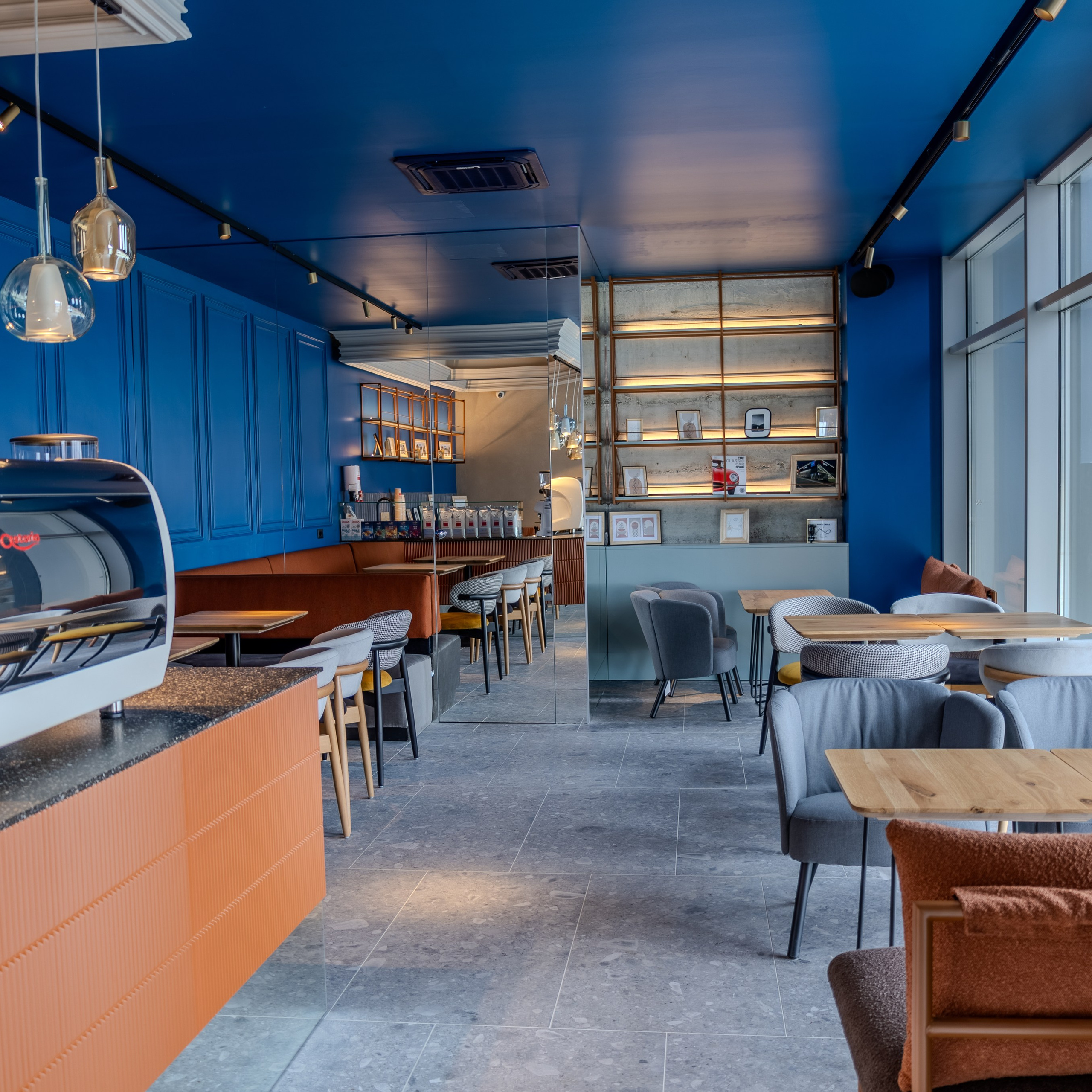 Cafenea “Monte Carlo” Buhuși