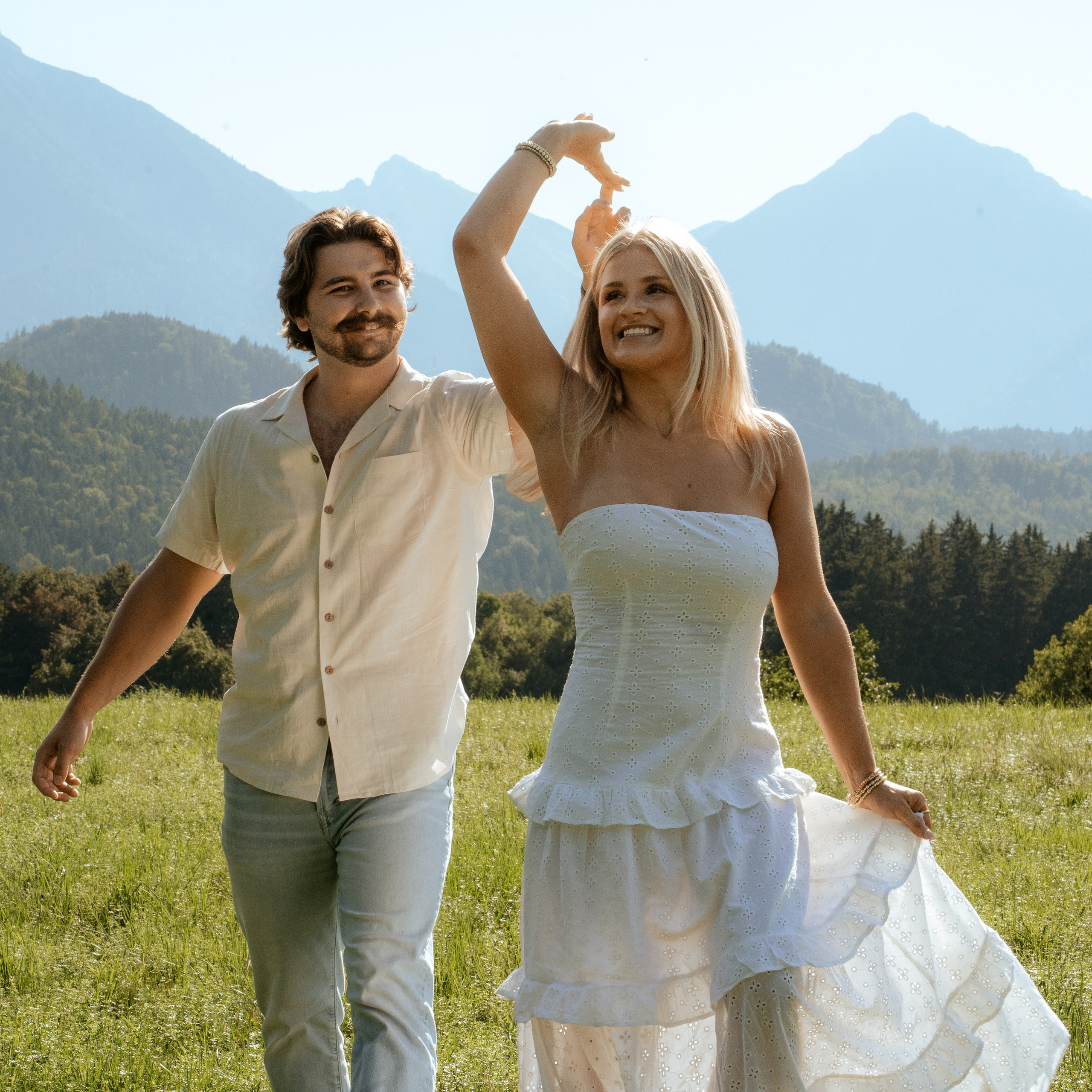 REVIEWS. Couple & wedding photographer based in Bavaria Germany Alps I ForLoveLegends