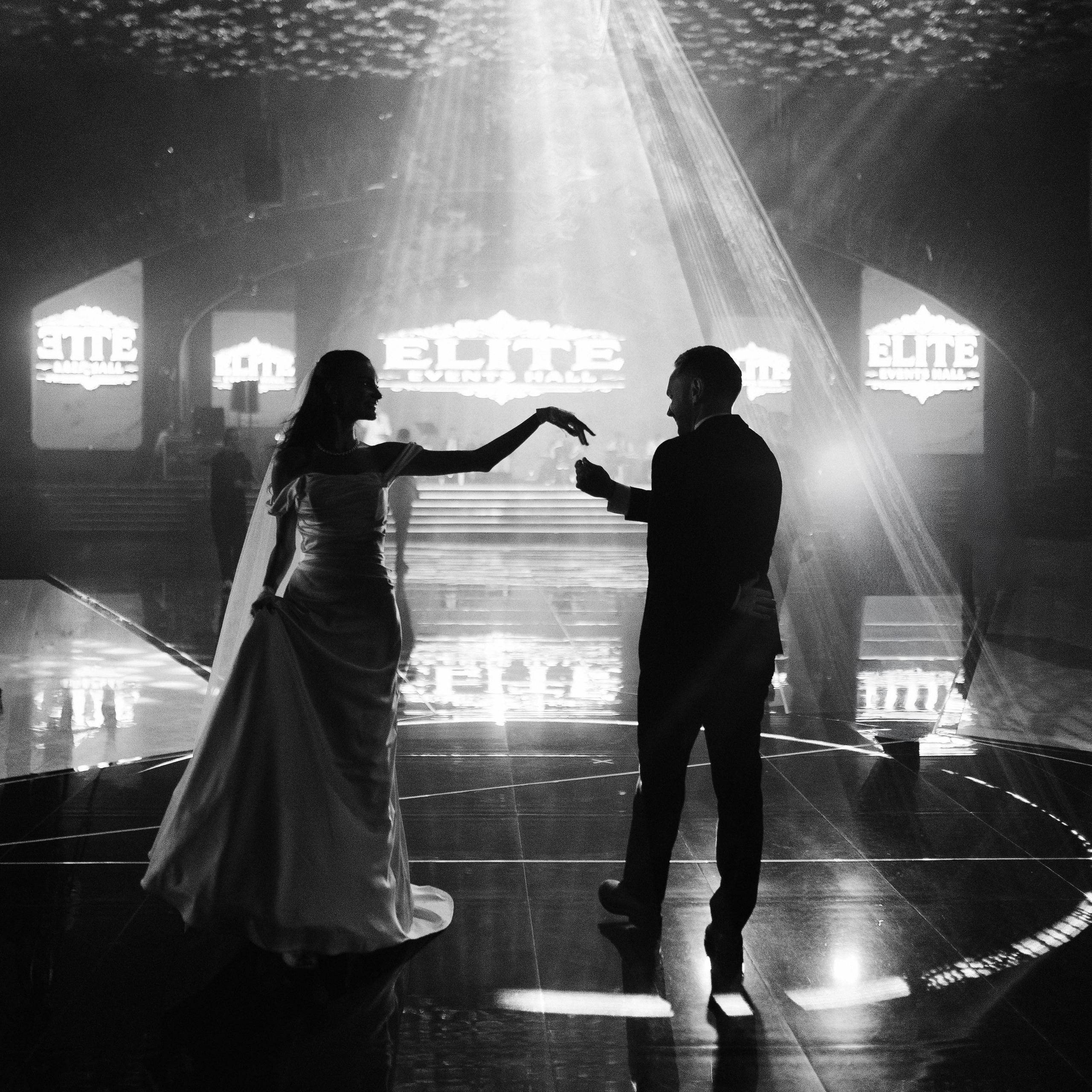 MARK&SIYANA