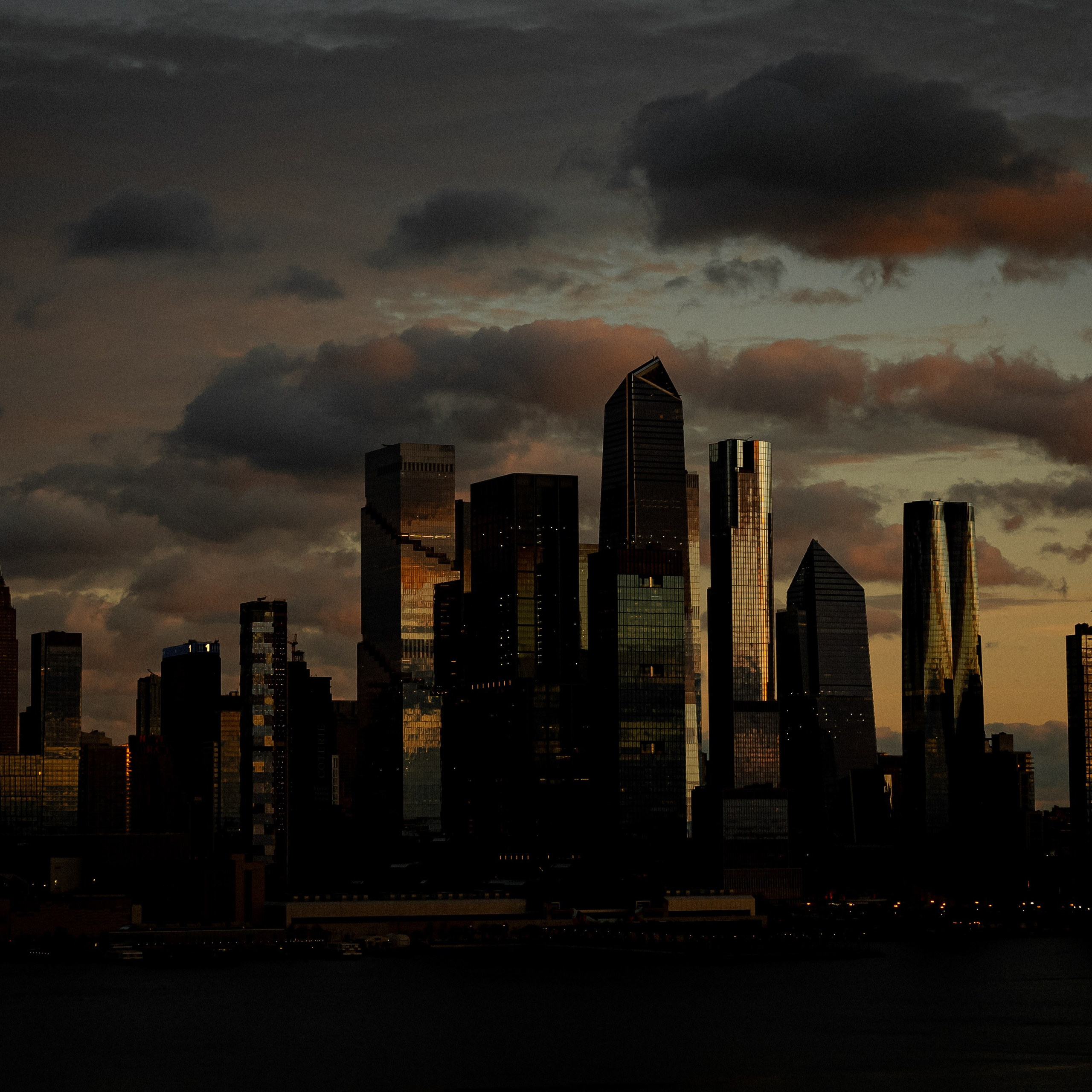 PORTFOLIO. Aks Production