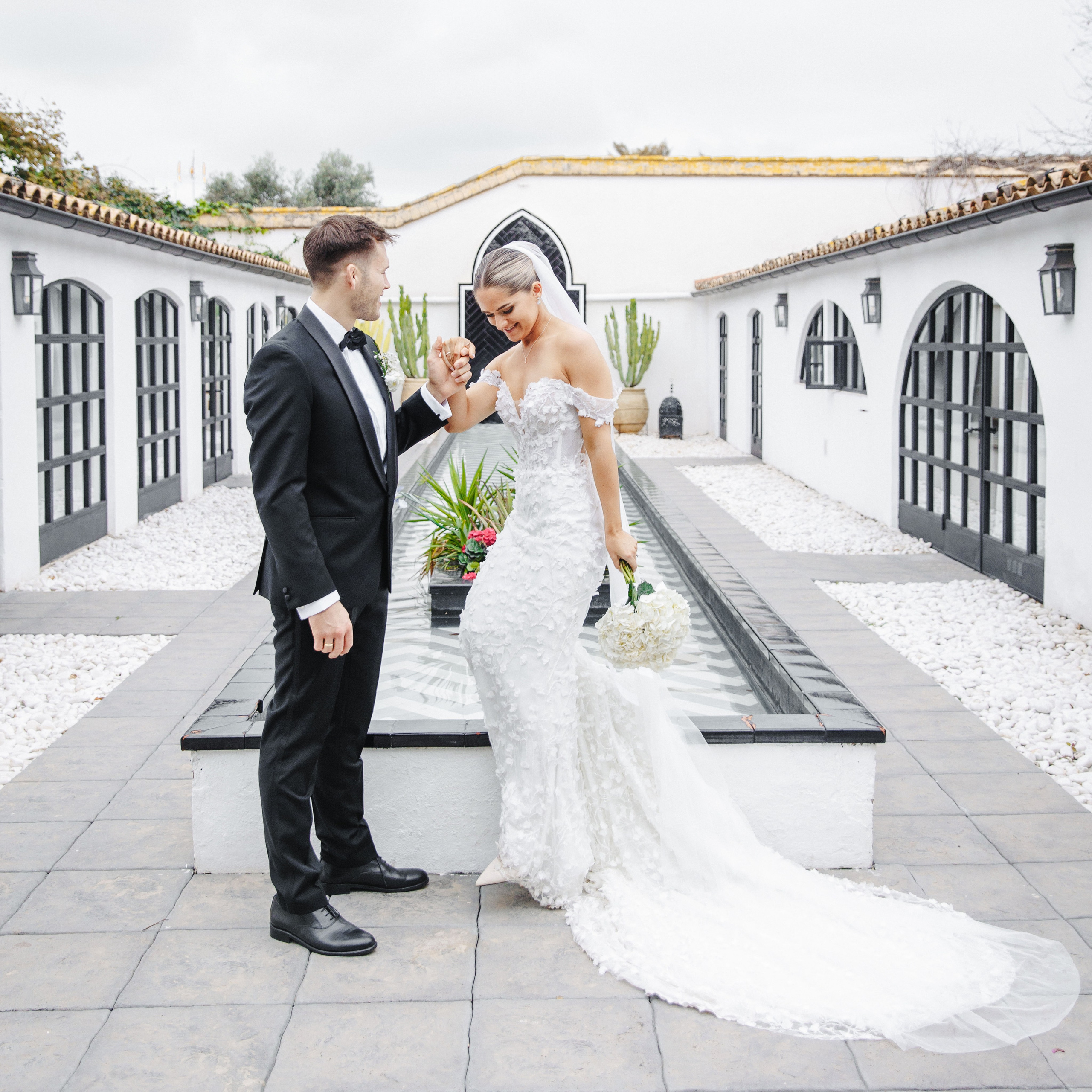 Wedding Photography Services. Wedding Photographer in Barcelona Lana Alekhina