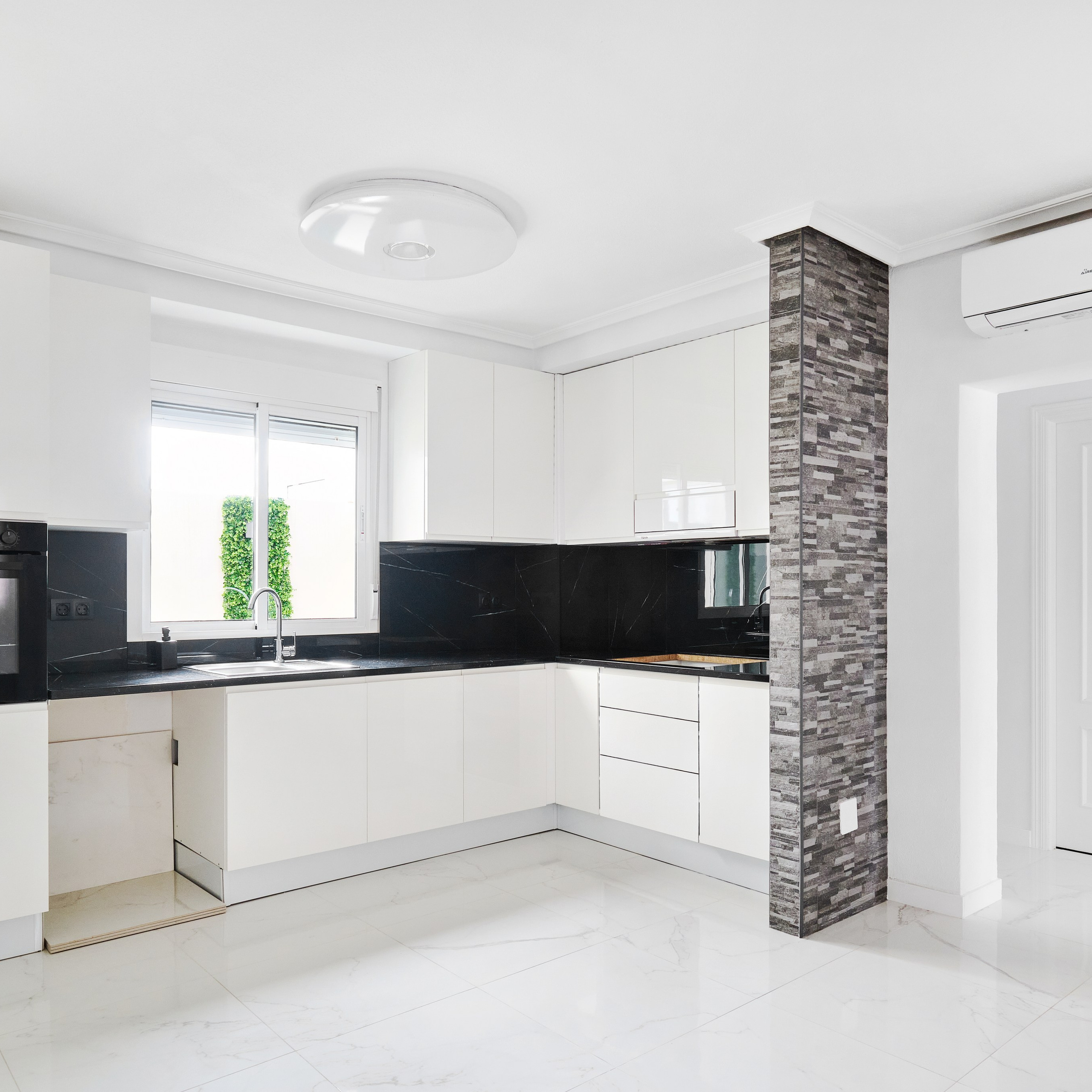 Nuestros Proyectos | SVK Constructis: Ejemplos de Construcción y Reformas en Costa Blanca y España. SVK Constructis: Construcción y Reformas en la Costa Blanca