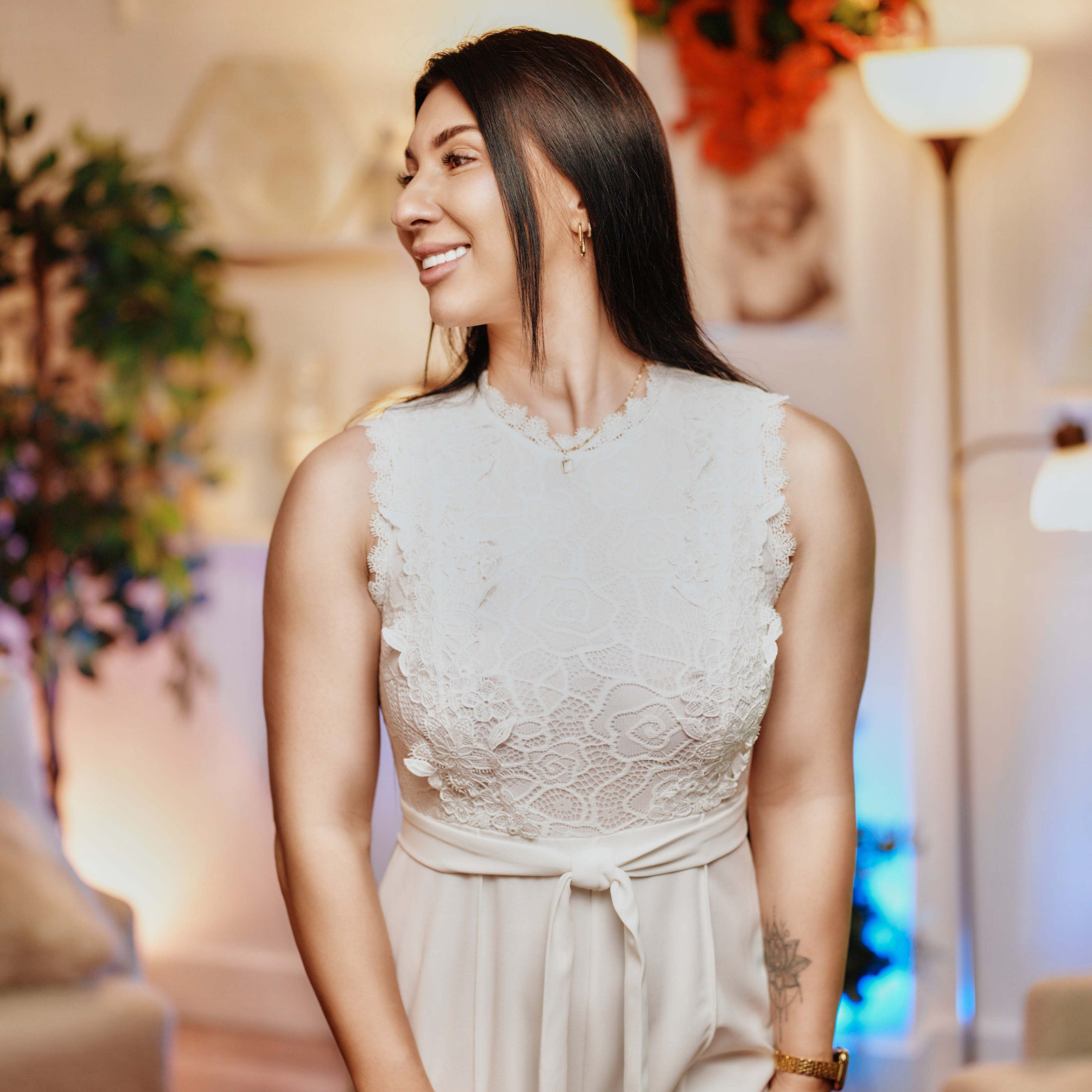 ZONE #3 — WHITE SET. Podcast & Photo Studio in Miami, FL | ProStudio1