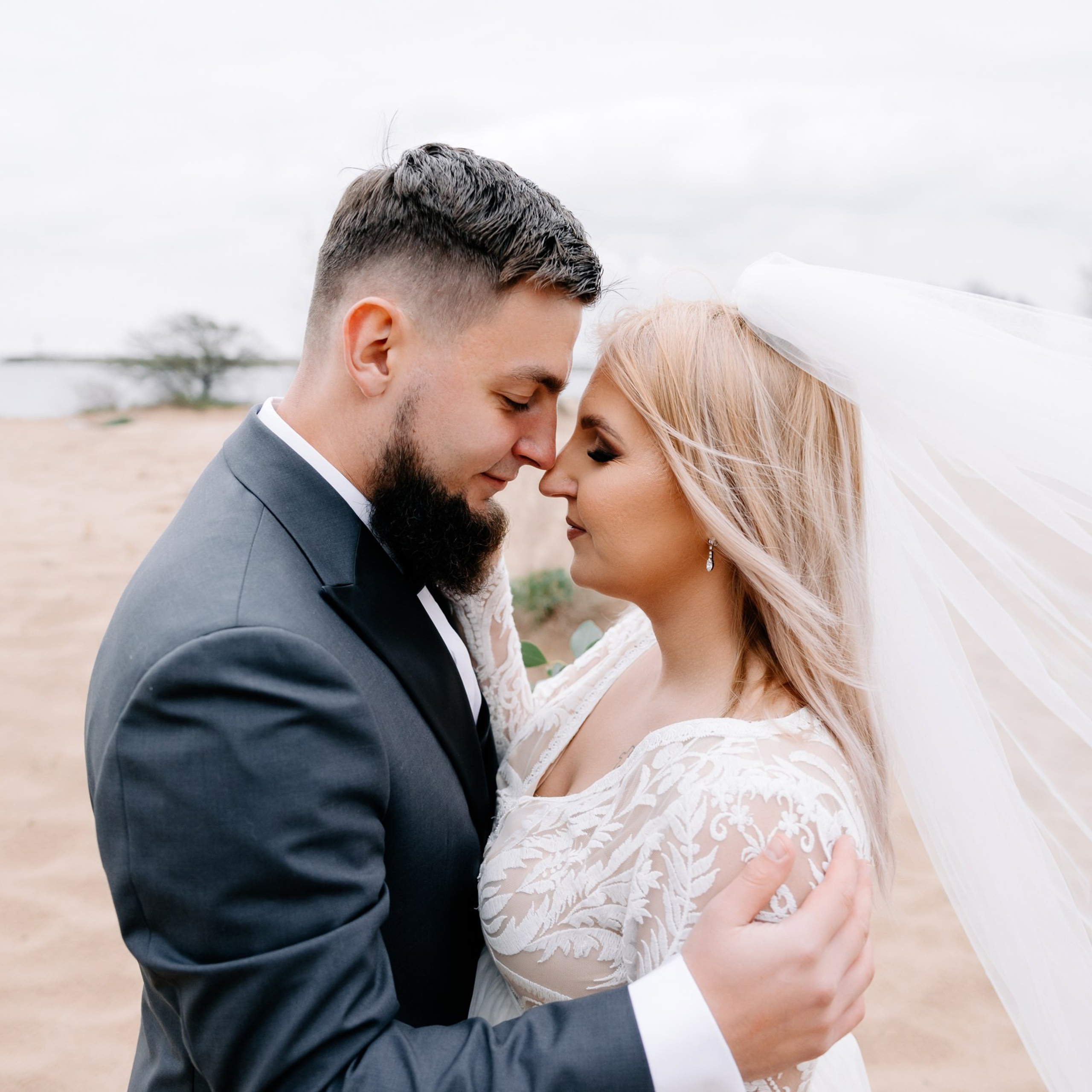 OPINIE • Szpakowicz-studio.pl - Fotograf Aleksander Szpakowicz. Fotograf Ślubny Warszawa - Sesje Biznesowe Rodzinne Eventy