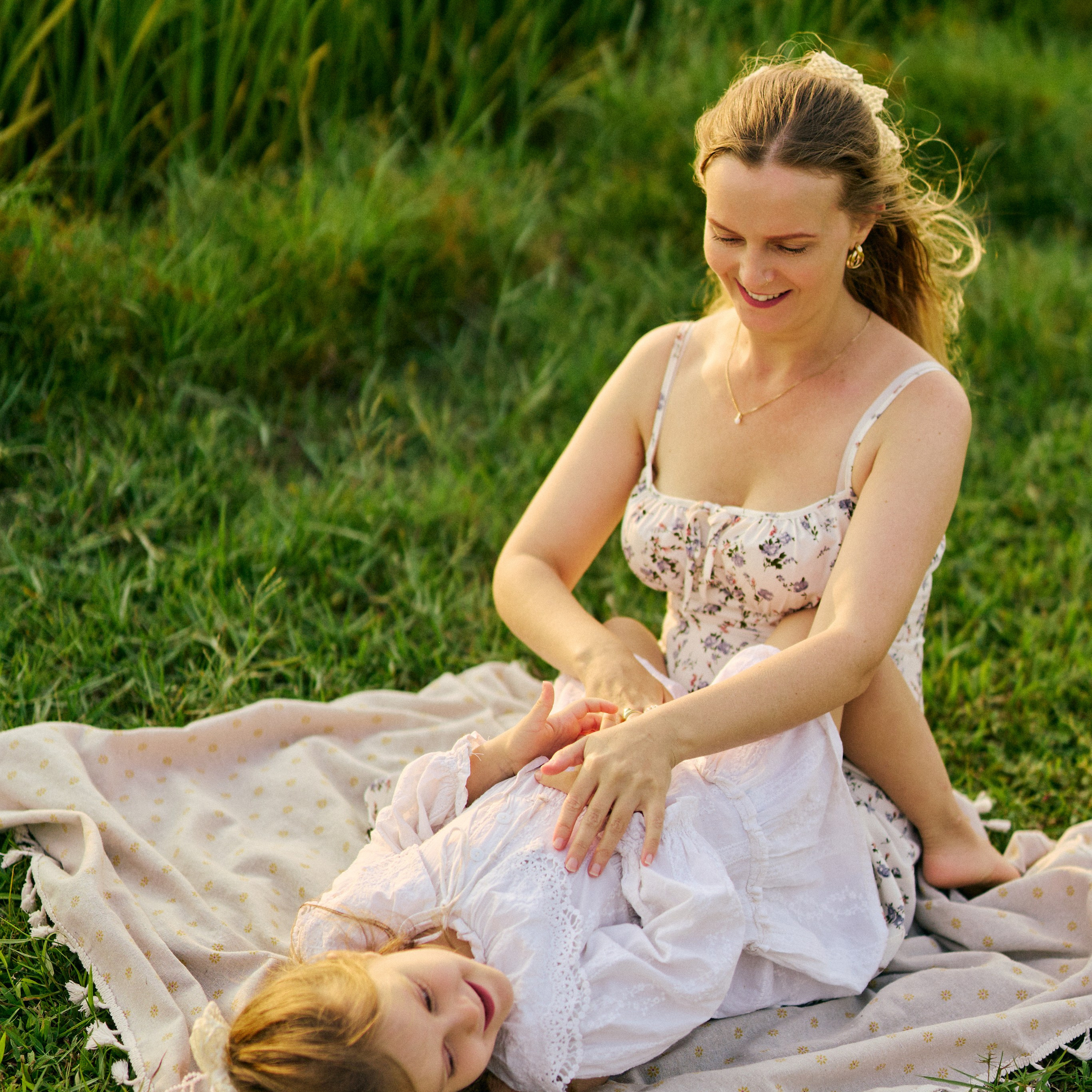 Lifestyle Photographer in Hoi An & Da Nang Love stories, family & wedding photography