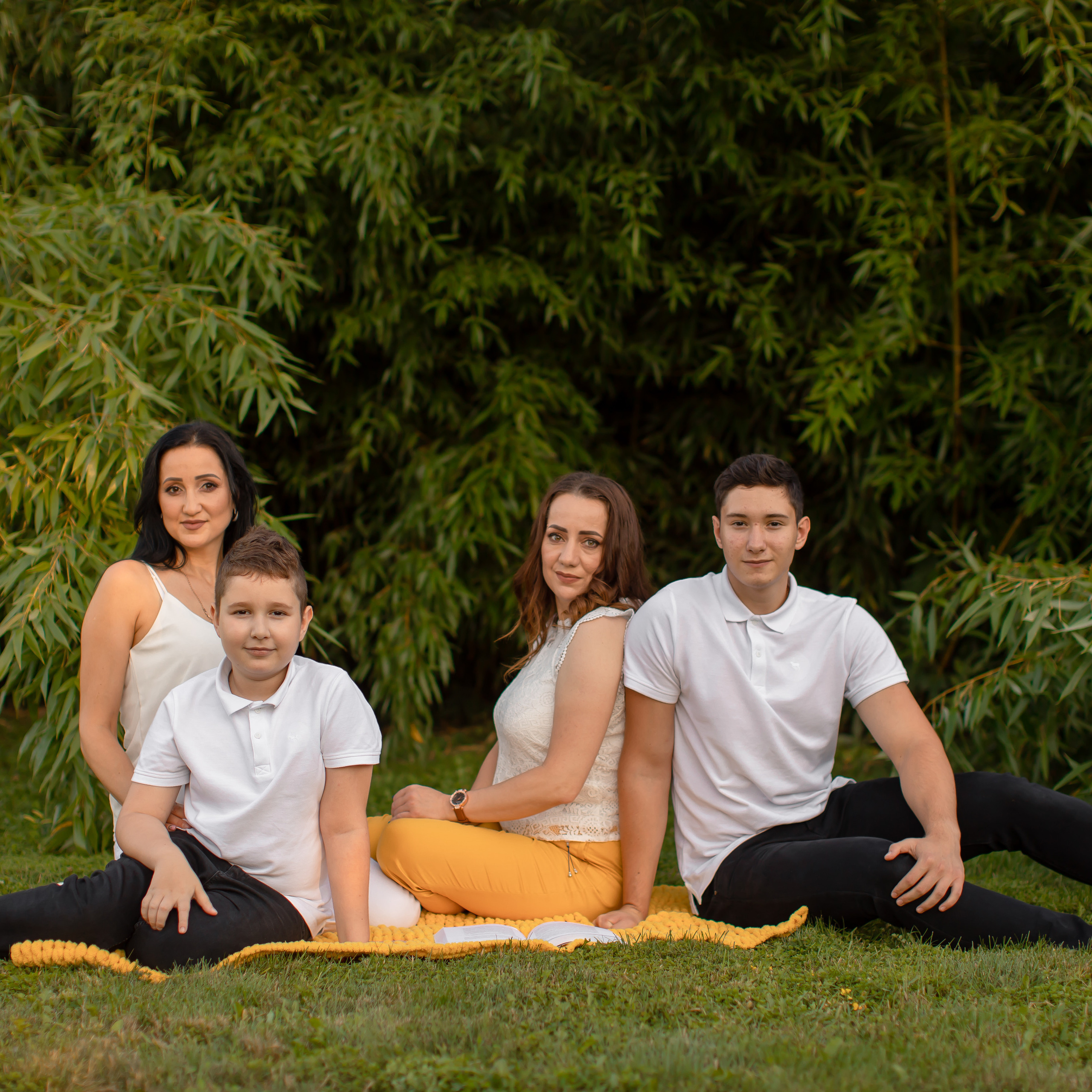 Opinii. Fotograf Moldova | Fotograf Chișinău | Fotograf de familie Chișinău |Fotograf Botez | Fotograf Însărcinate Moldova | Fotograf Neworn