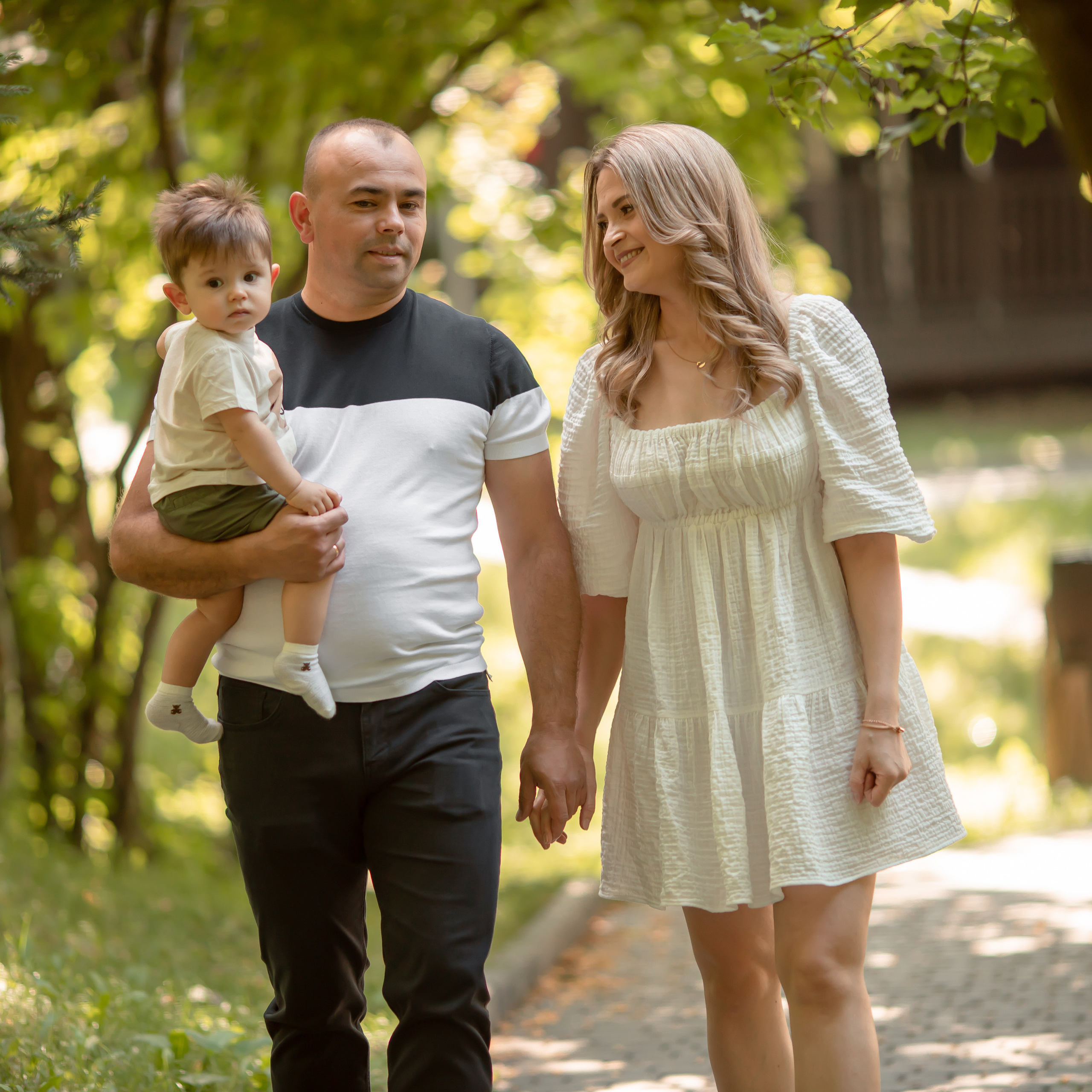 Opinii. Fotograf Moldova | Fotograf Chișinău | Fotograf de familie Chișinău |Fotograf Botez | Fotograf Însărcinate Moldova | Fotograf Neworn
