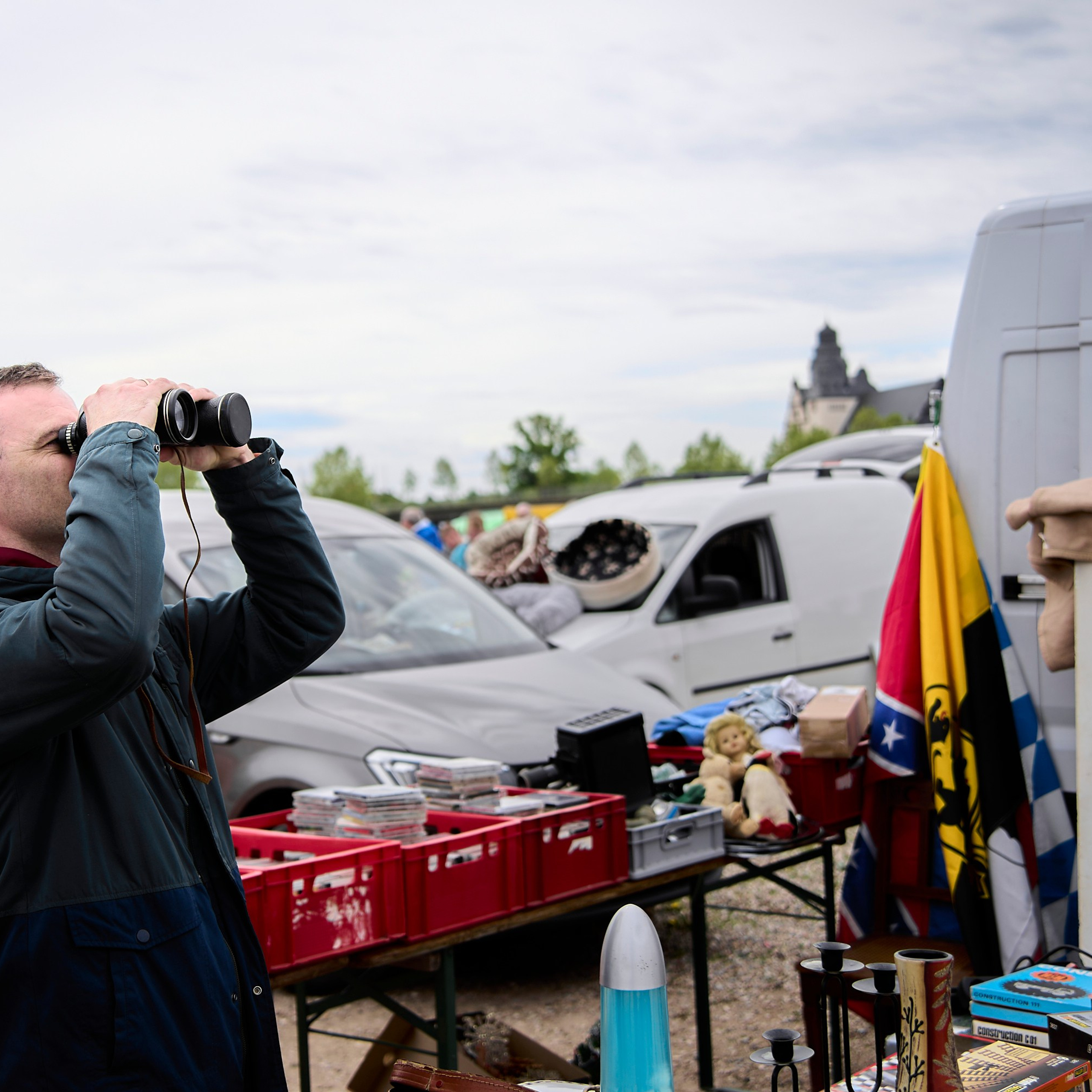 Flohmarkt-Fund (neu). Aleksandr Steinbrenner | Streetfotografie
