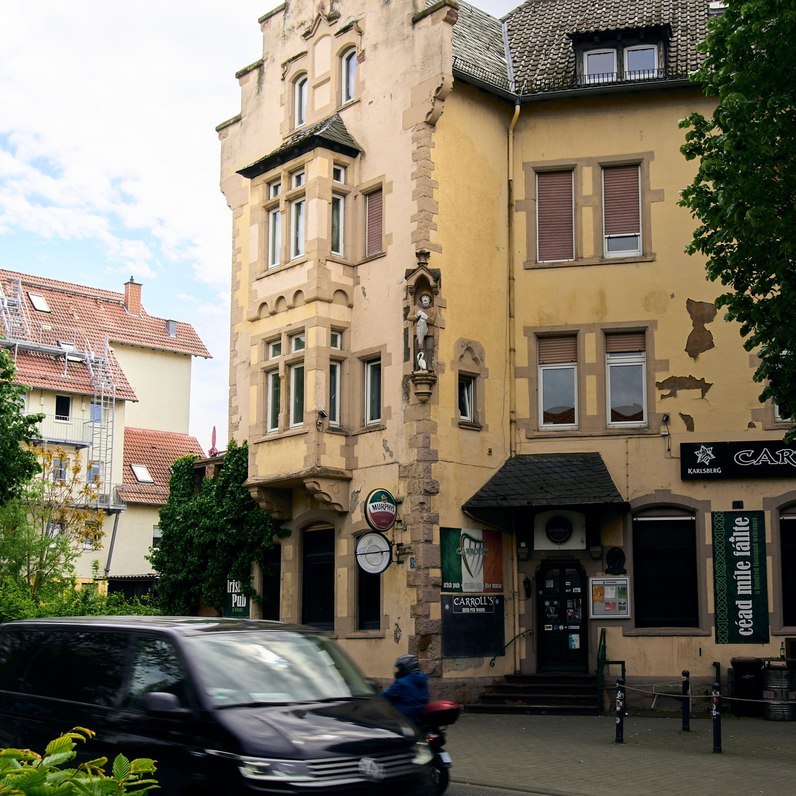 Worms (neu). Aleksandr Steinbrenner | Streetfotografie