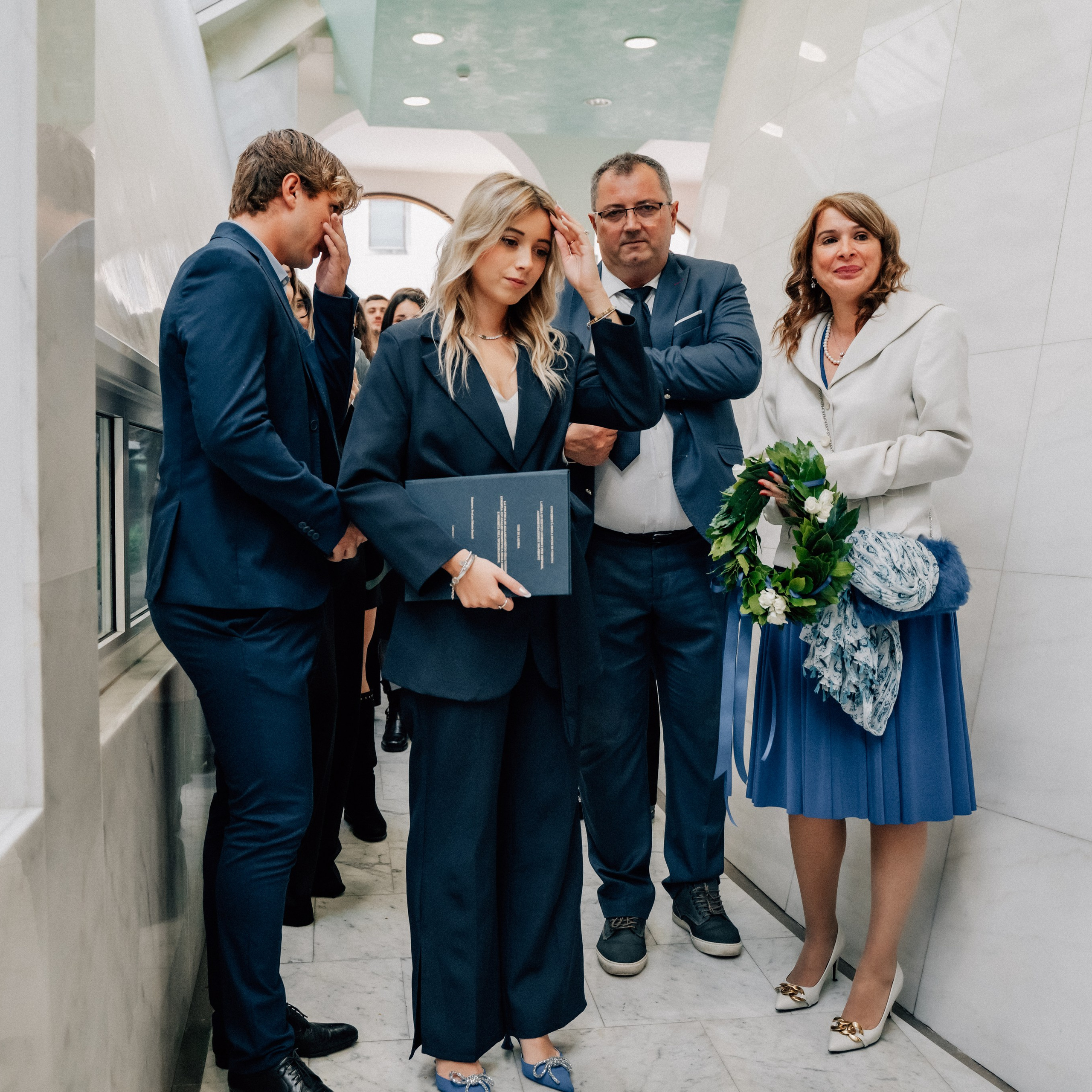 Auguri Dottoressa Bichis!. Luximagepro.com