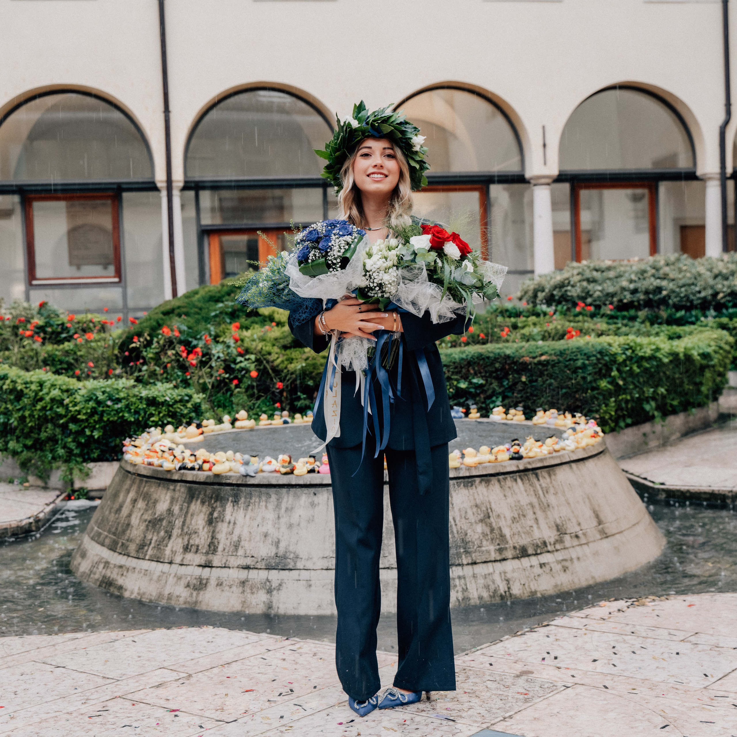 Auguri Dottoressa Bichis!. Luximagepro.com