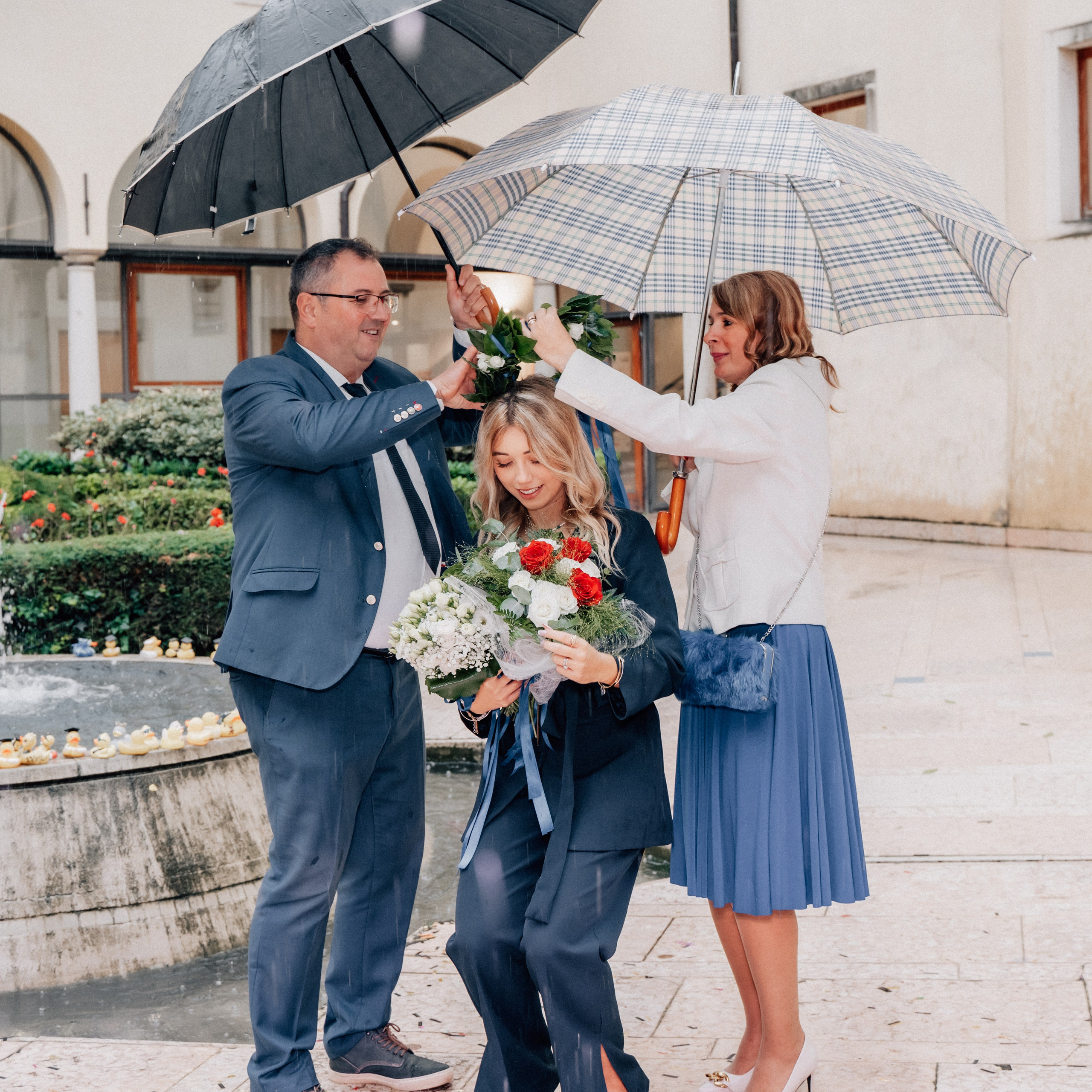Auguri Dottoressa Bichis!. Luximagepro.com