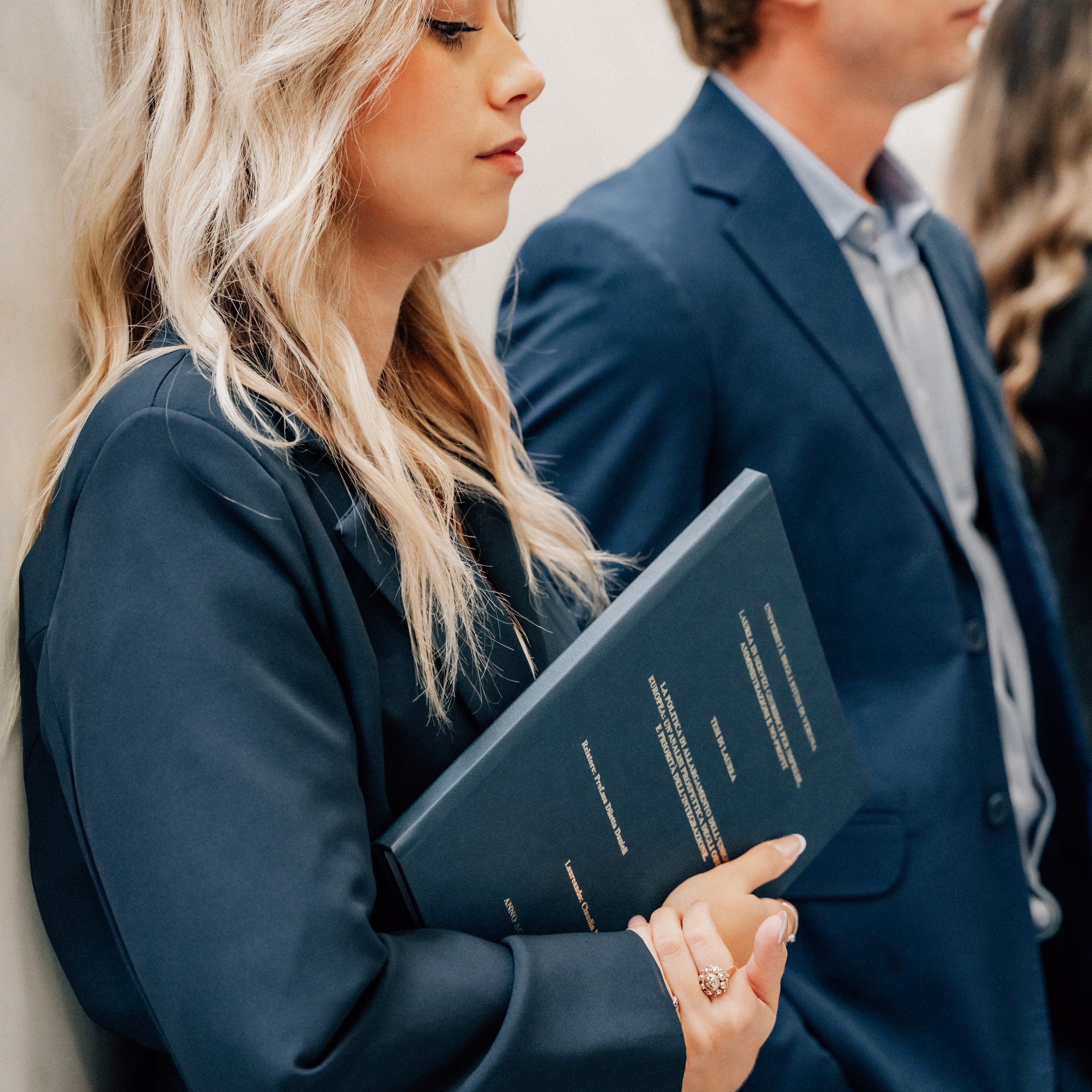 Auguri Dottoressa Bichis!. Luximagepro.com