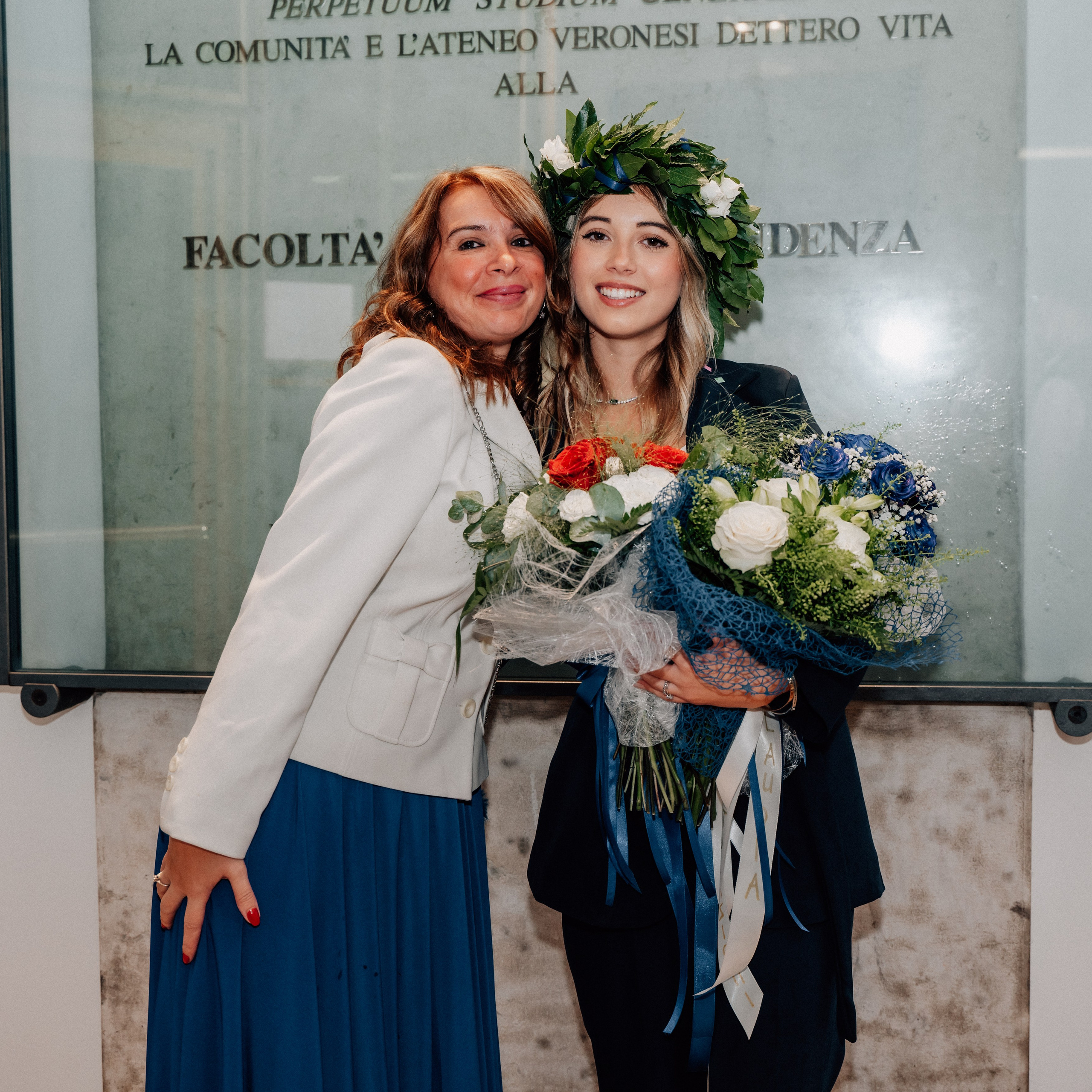 Auguri Dottoressa Bichis!. Luximagepro.com