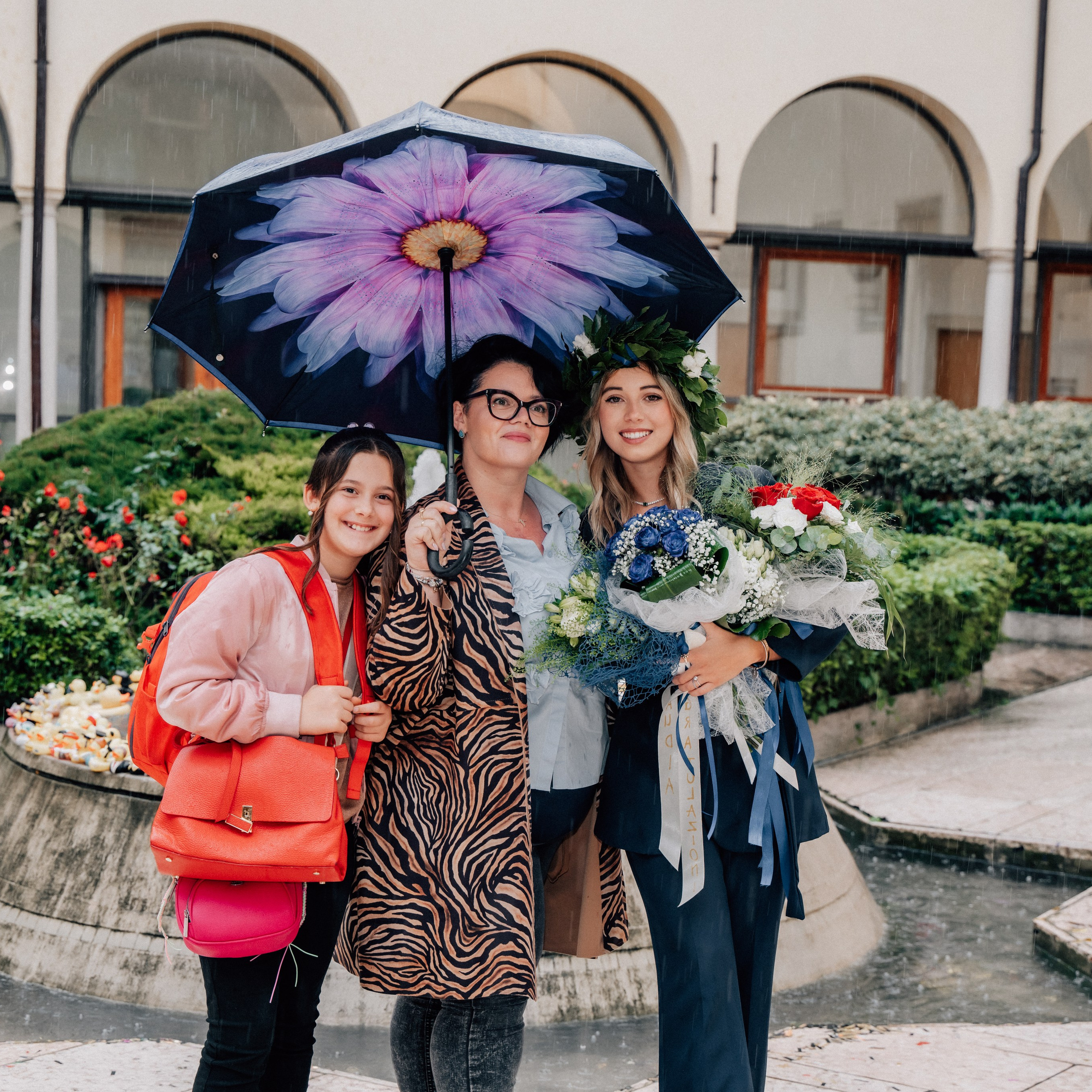 Auguri Dottoressa Bichis!. Luximagepro.com