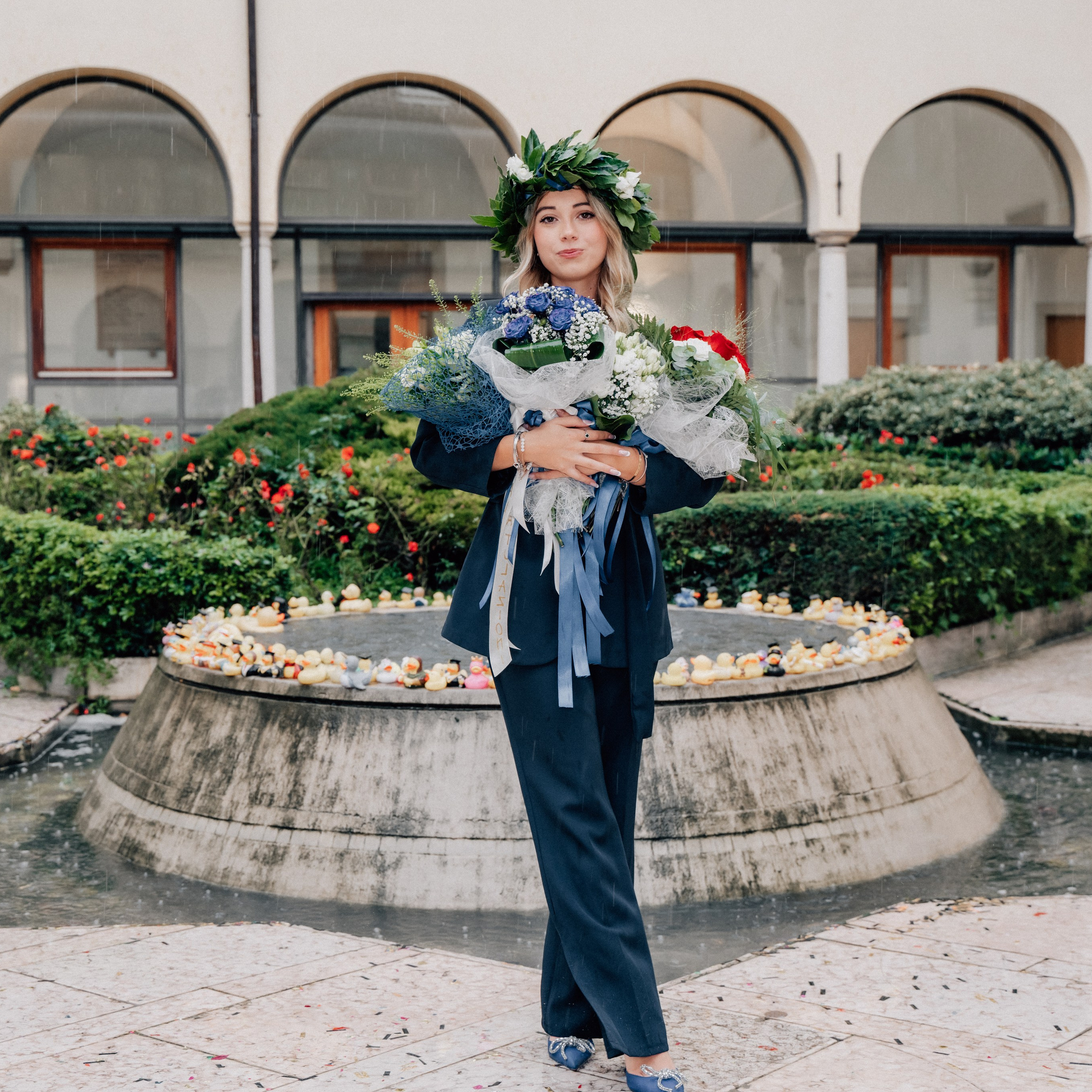 Auguri Dottoressa Bichis!. Luximagepro.com