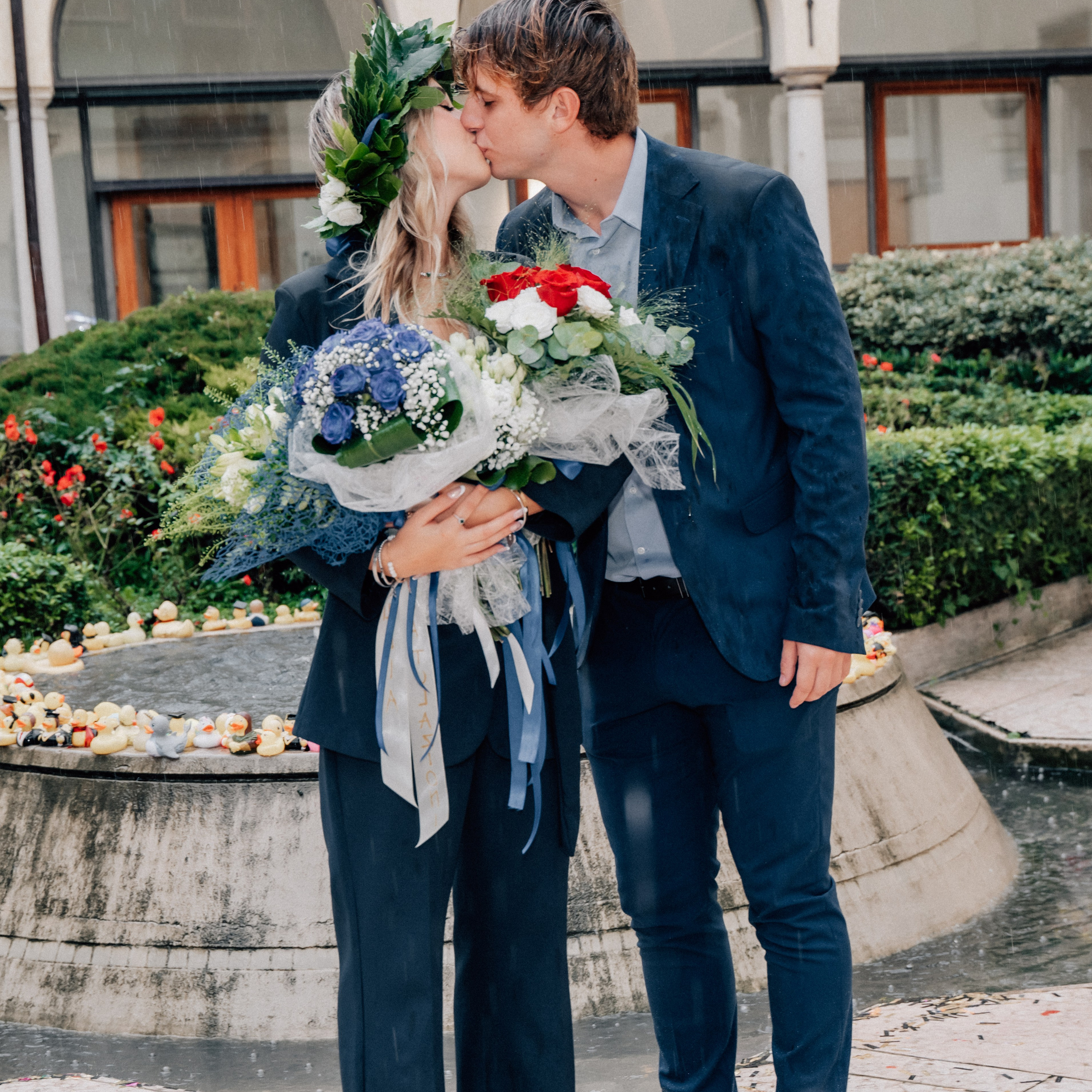 Auguri Dottoressa Bichis!. Luximagepro.com