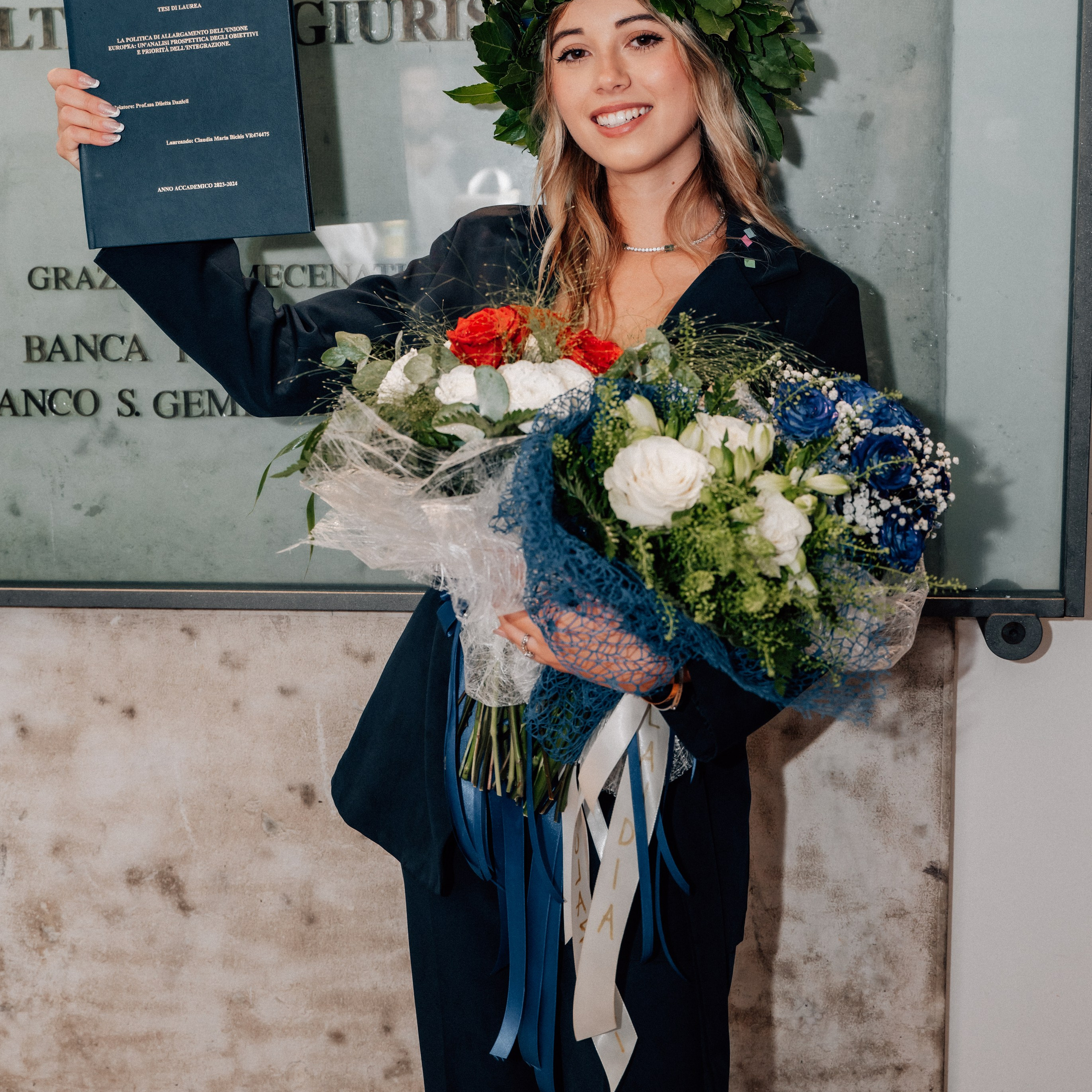 Auguri Dottoressa Bichis!. Luximagepro.com