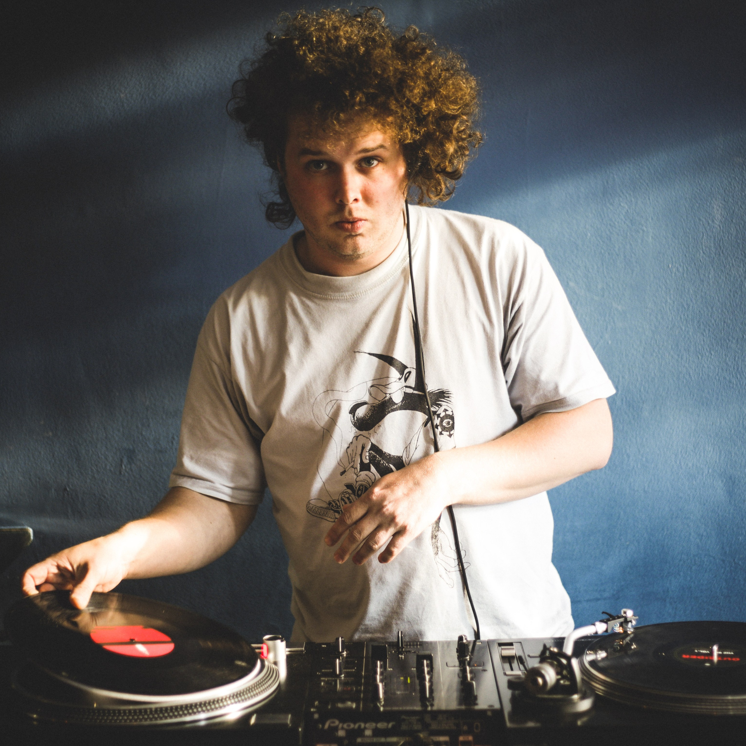 Music Event Photography — Live Shows & Behind the Scenes. Lifestyle & Documentary Photography in Bristol, Bath & London — def0cused