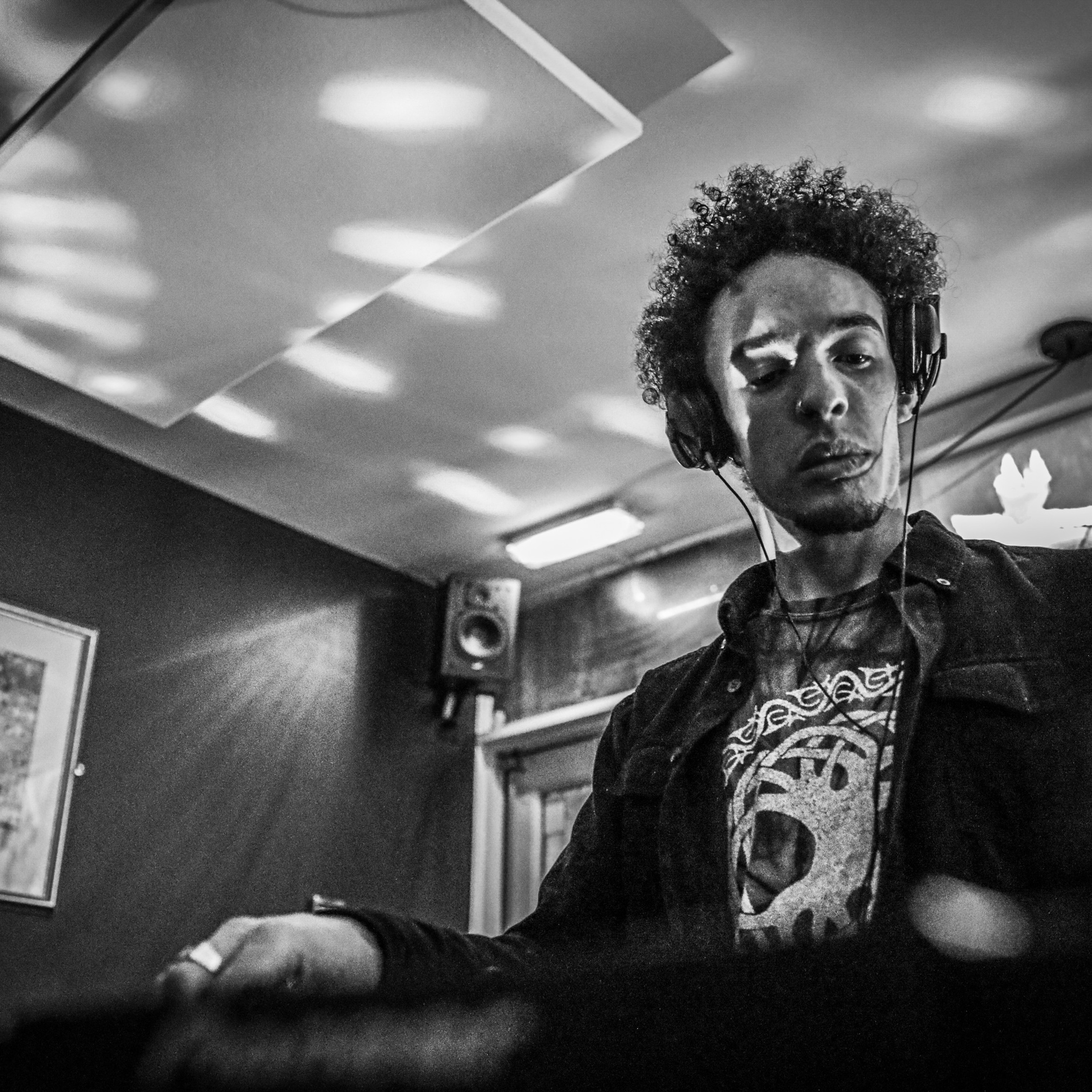 Music Event Photography — Live Shows & Behind the Scenes. Lifestyle & Documentary Photography in Bristol, Bath & London — def0cused