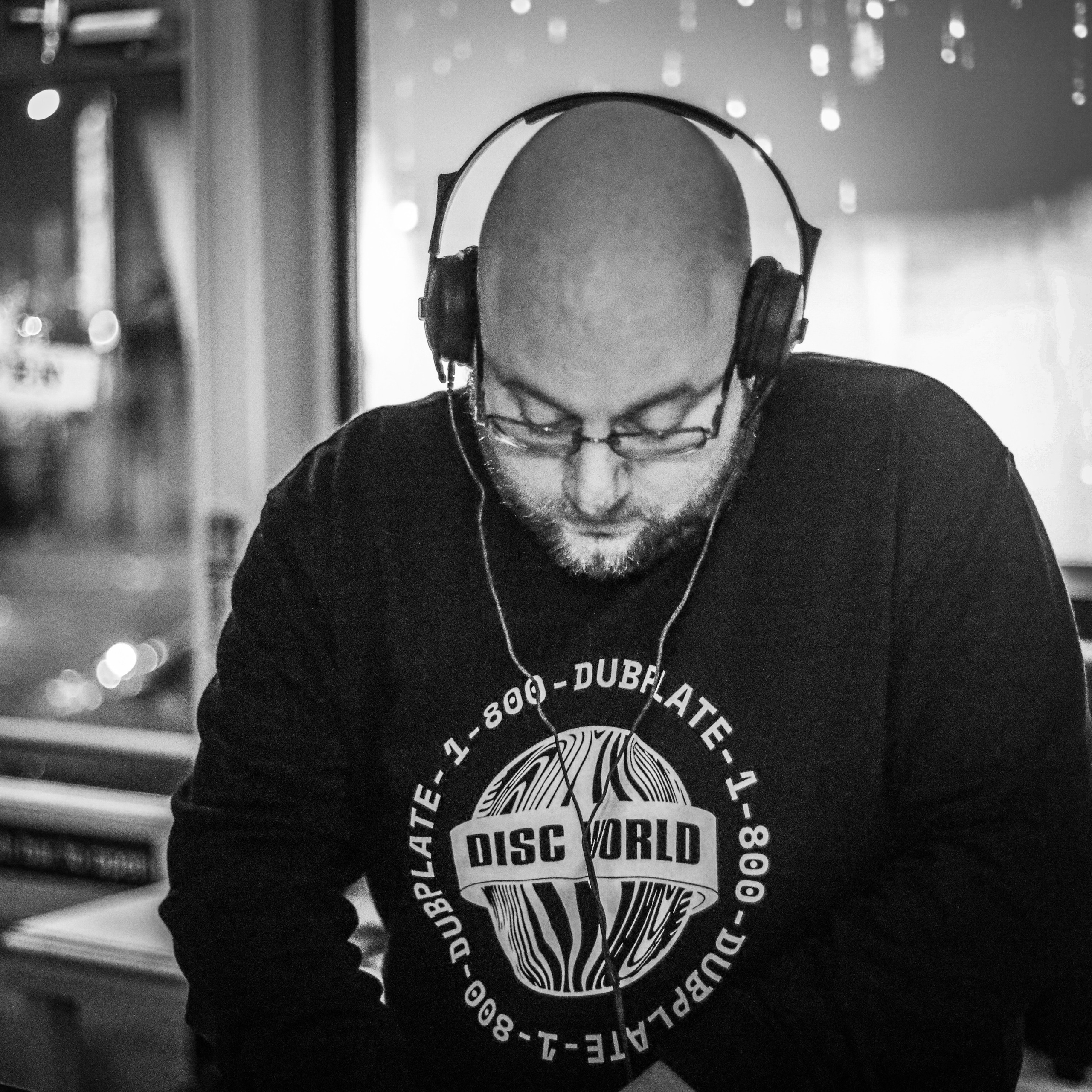 Music Event Photography — Live Shows & Behind the Scenes. Lifestyle & Documentary Photography in Bristol, Bath & London — def0cused