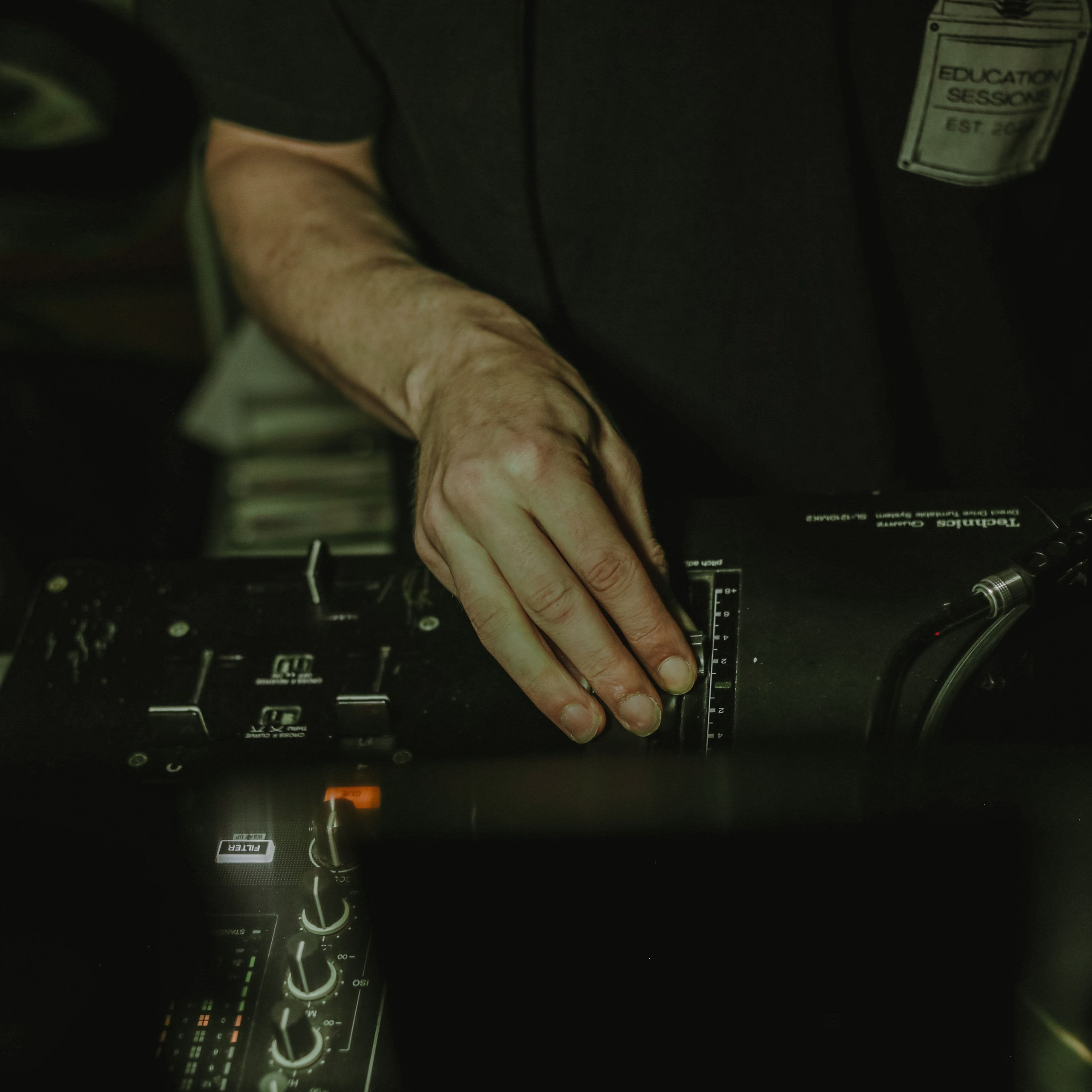 Music Event Photography — Live Shows & Behind the Scenes. Lifestyle & Documentary Photography in Bristol, Bath & London — def0cused