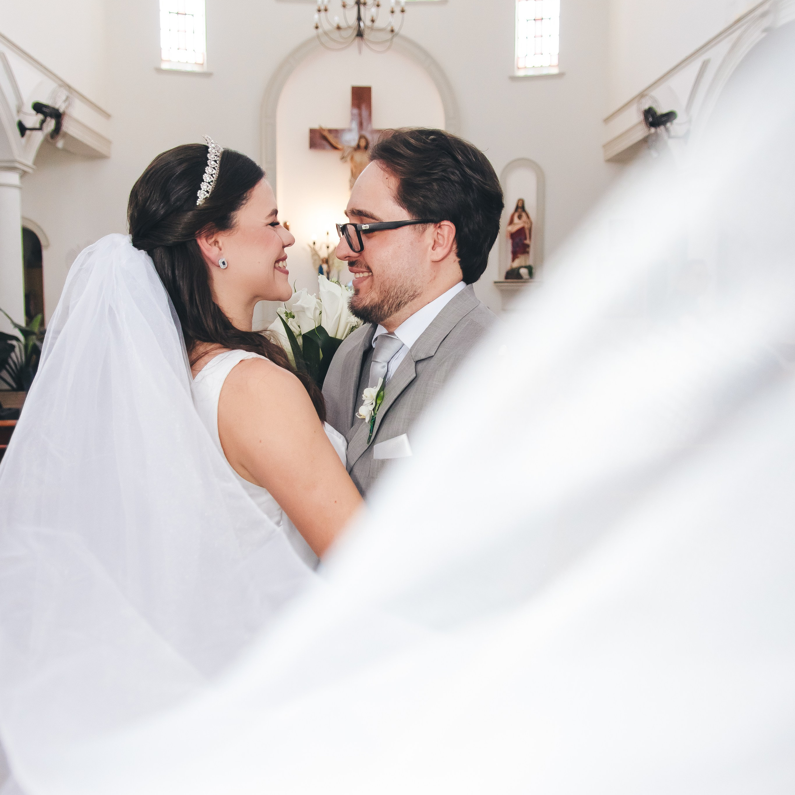Maria Teresa e Vinicius — Religioso