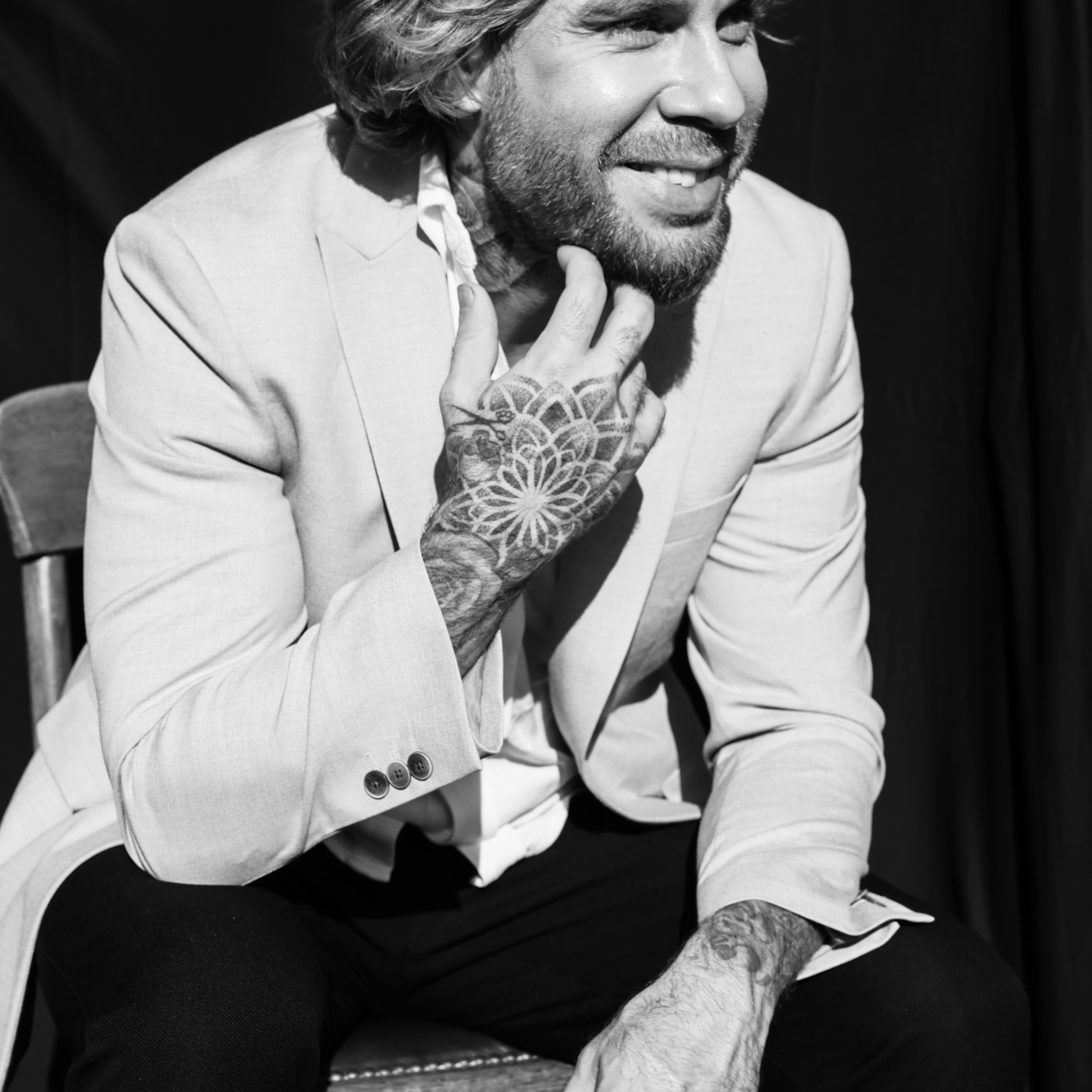 YOUR FEEDBACK. Portrait and lifestyle photographer