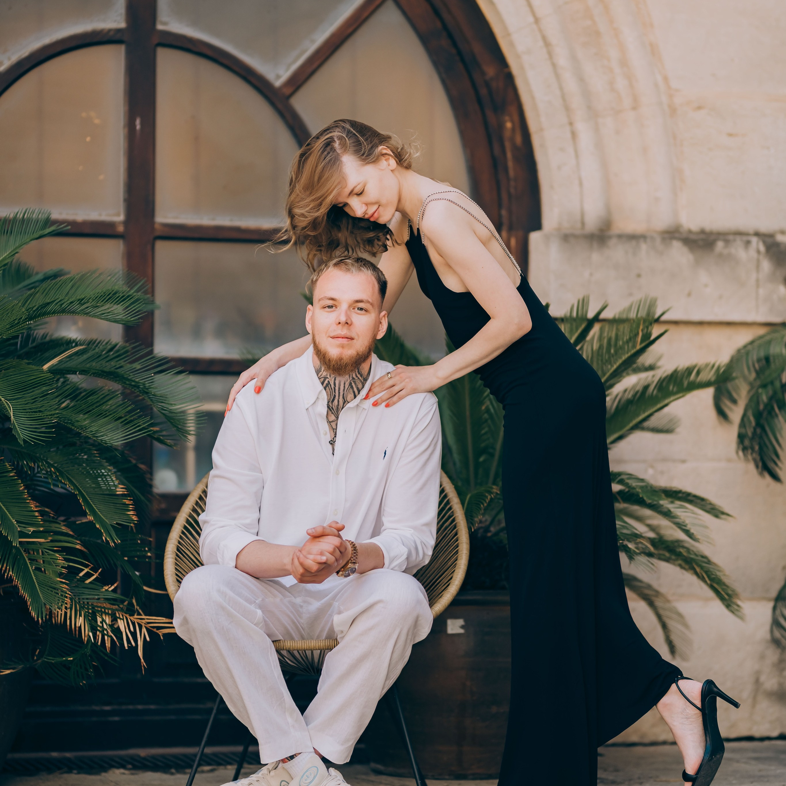 Romantic Couple Session — Mallorca Old Town