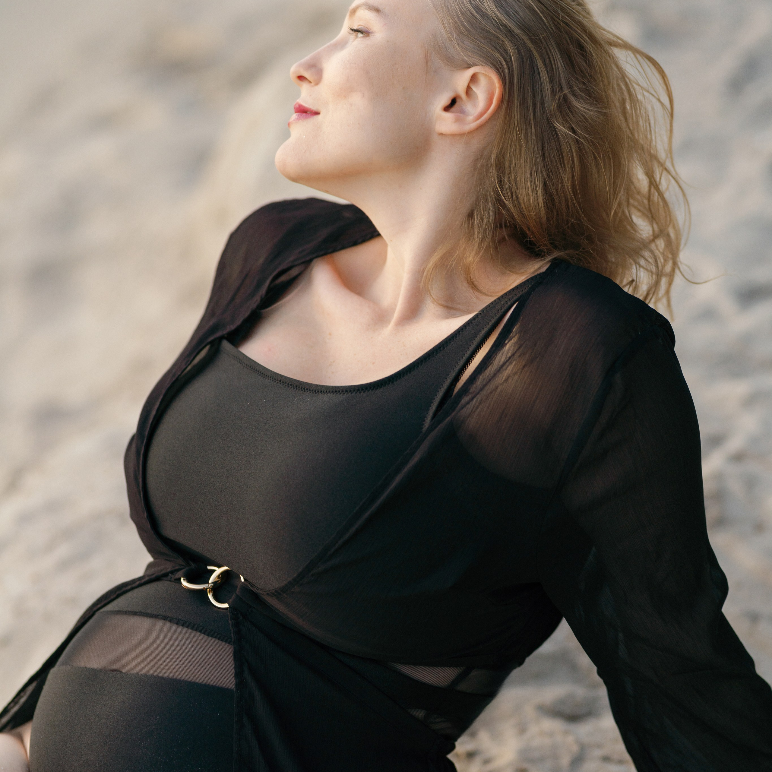 Maternity Photoshoot Mallorca Beach