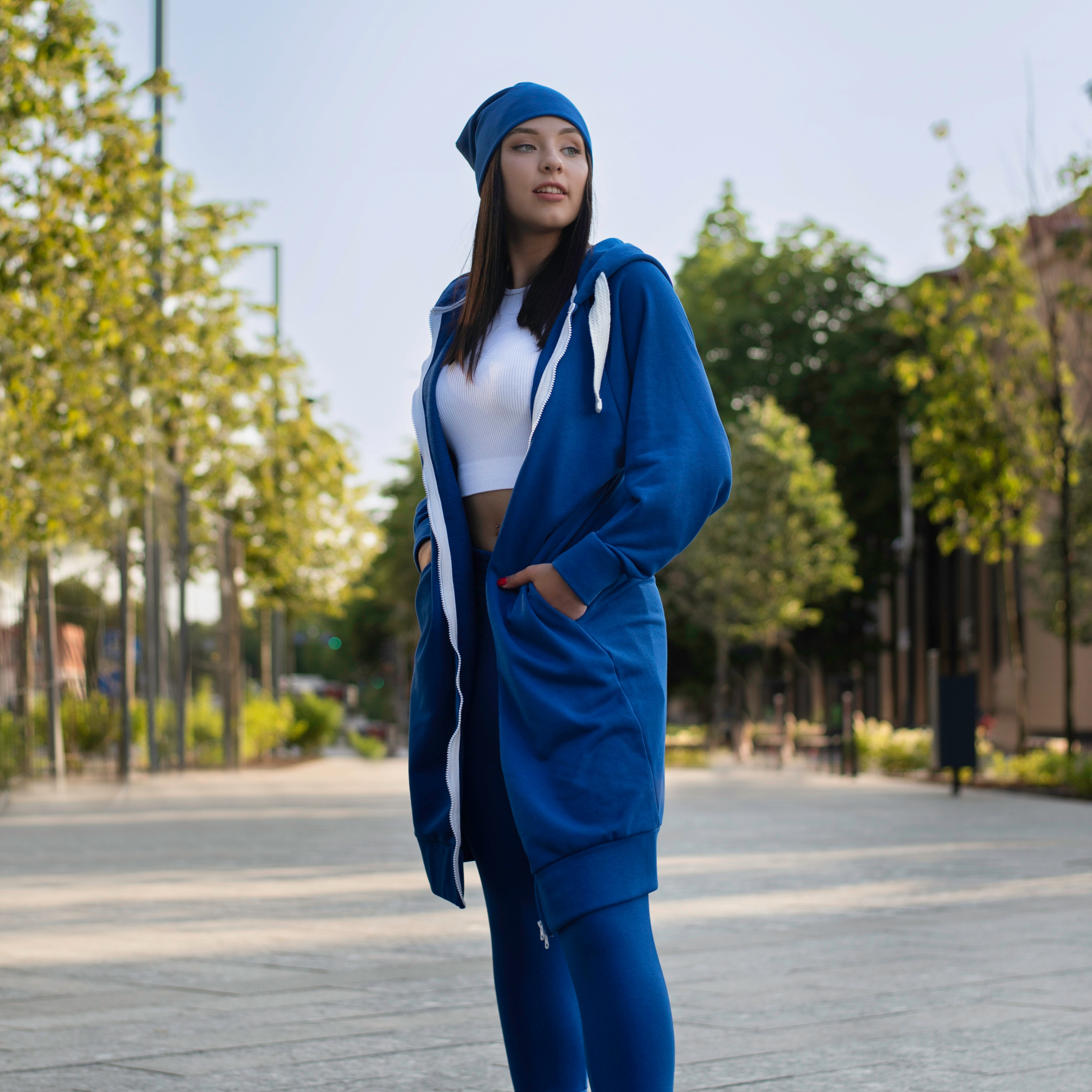 Sera drabužiai. Savas vestuvių fotografas