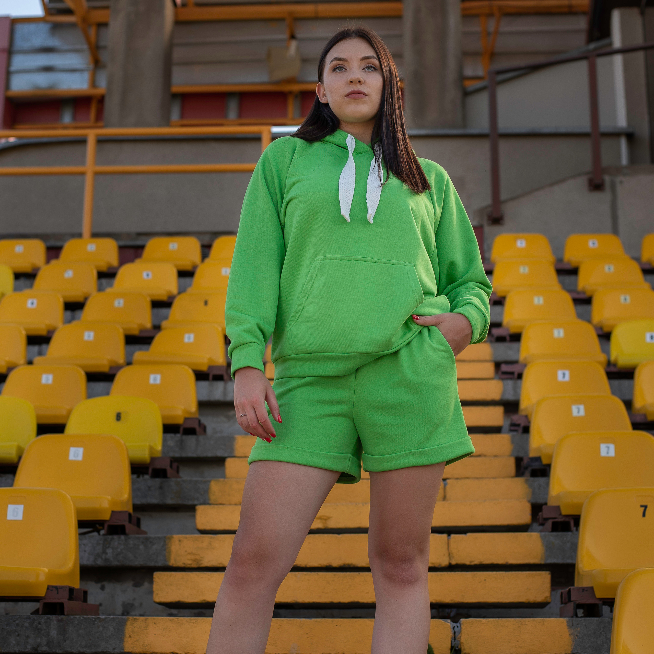 Sera drabužiai. Savas vestuvių fotografas