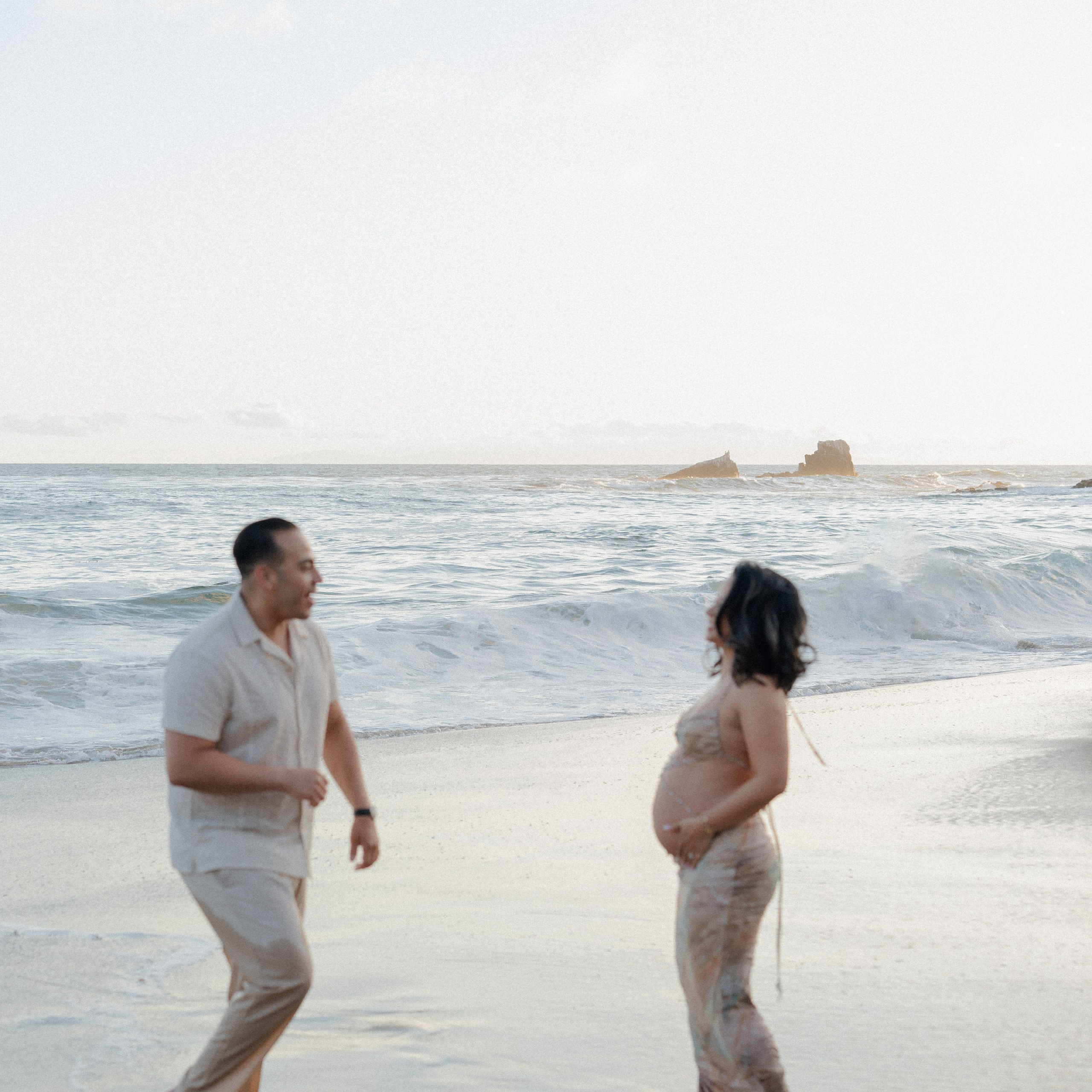 Gelli Ann & Paul. Pure love and a&nbsp;pregnancy shoot