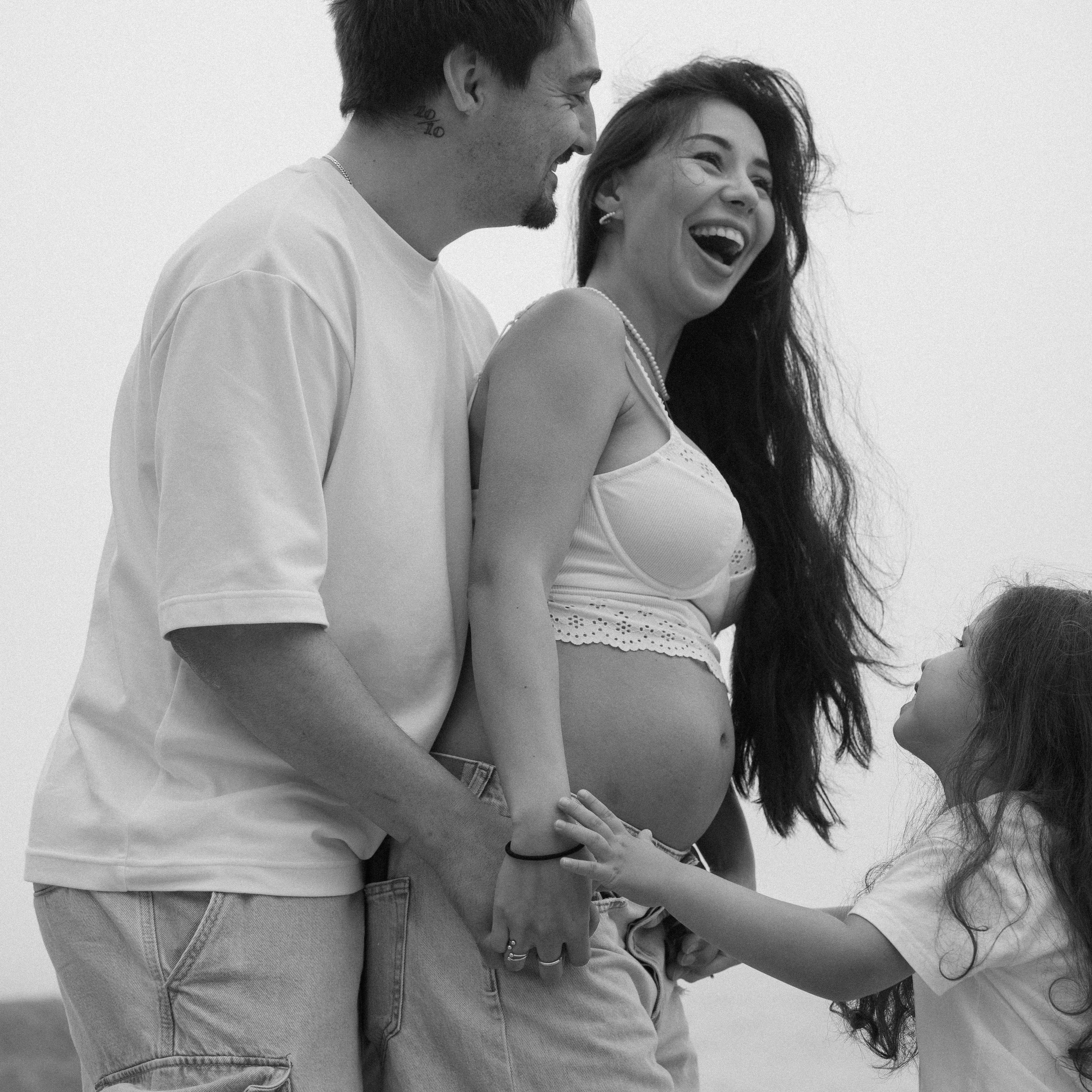 Aziza, Carl & Nelly. Pregnancy photoshoot