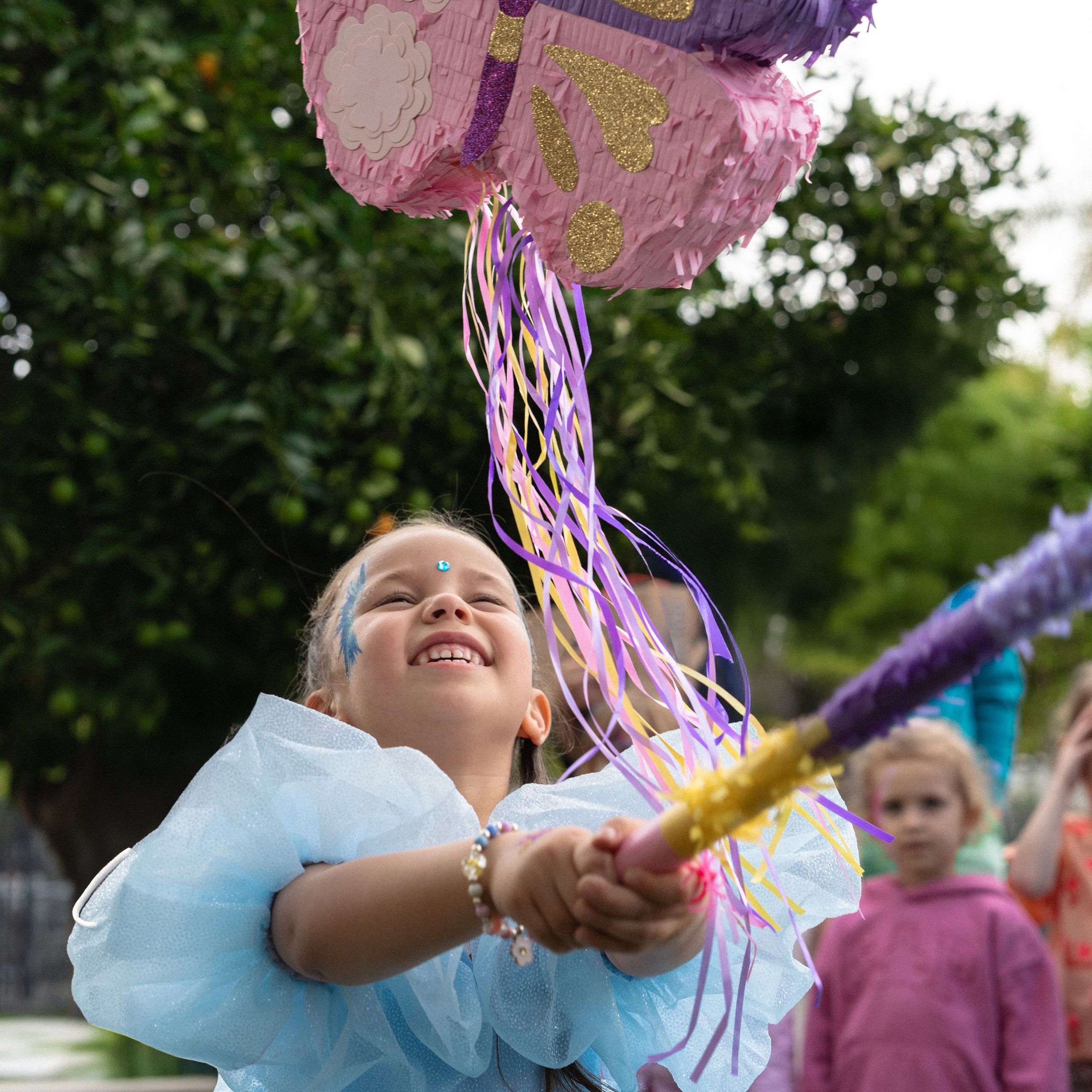 Baby Girl 5 yers Level 5: Unlocked. Birthday Photoshoot