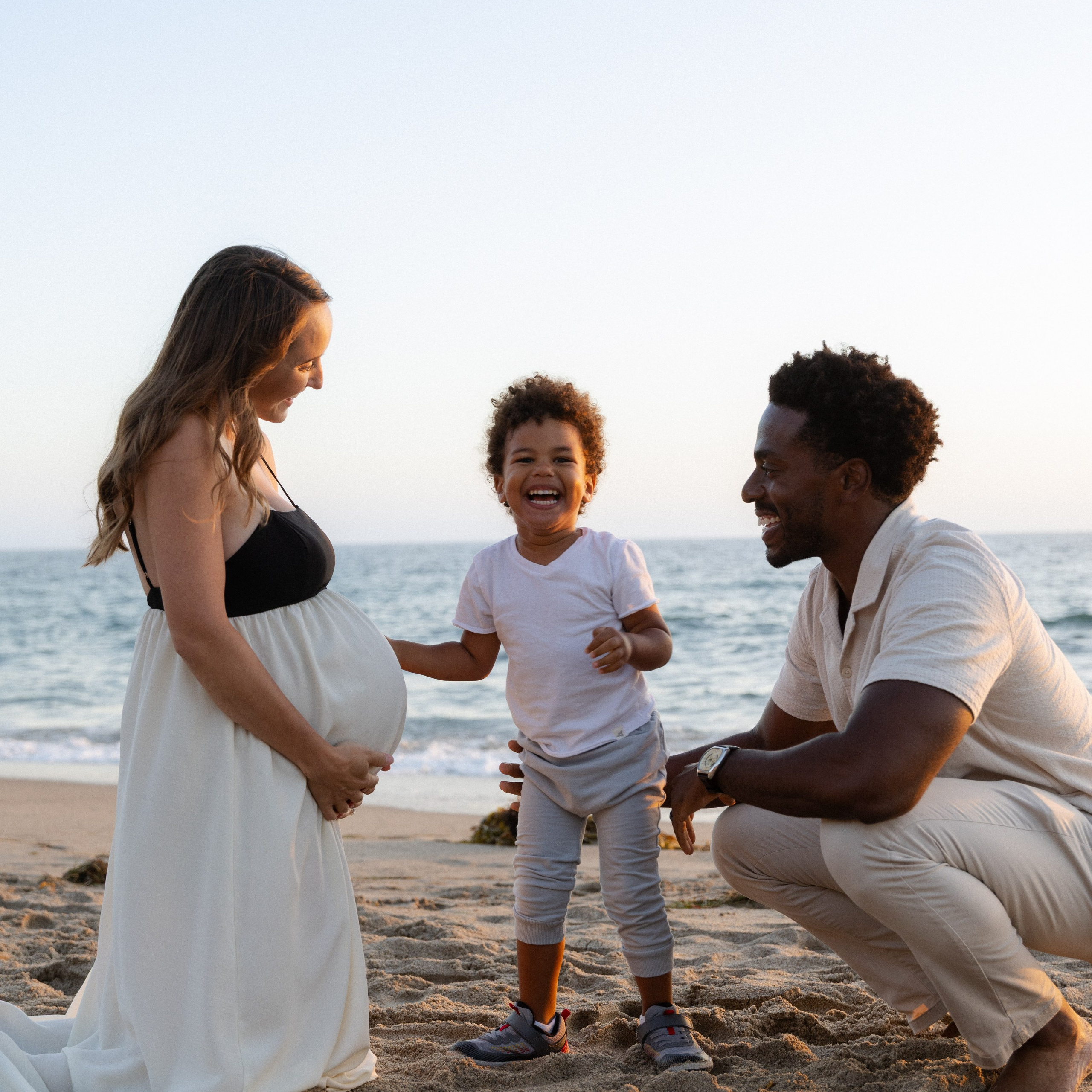Family photoshoot: Growing Love. 3+1