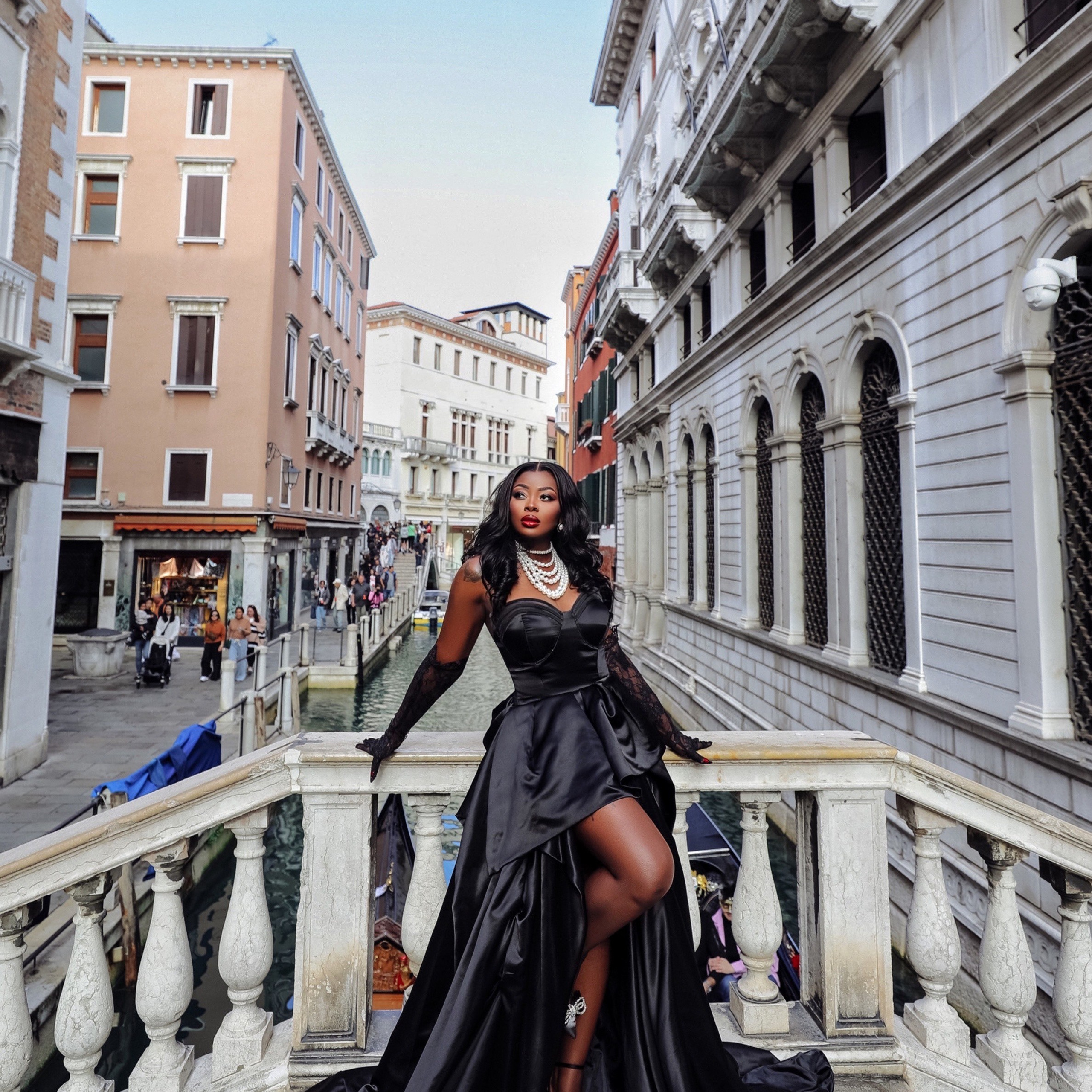 KA3NA HQ • London Based Content Creator |Brand Influencer | Commercial Model