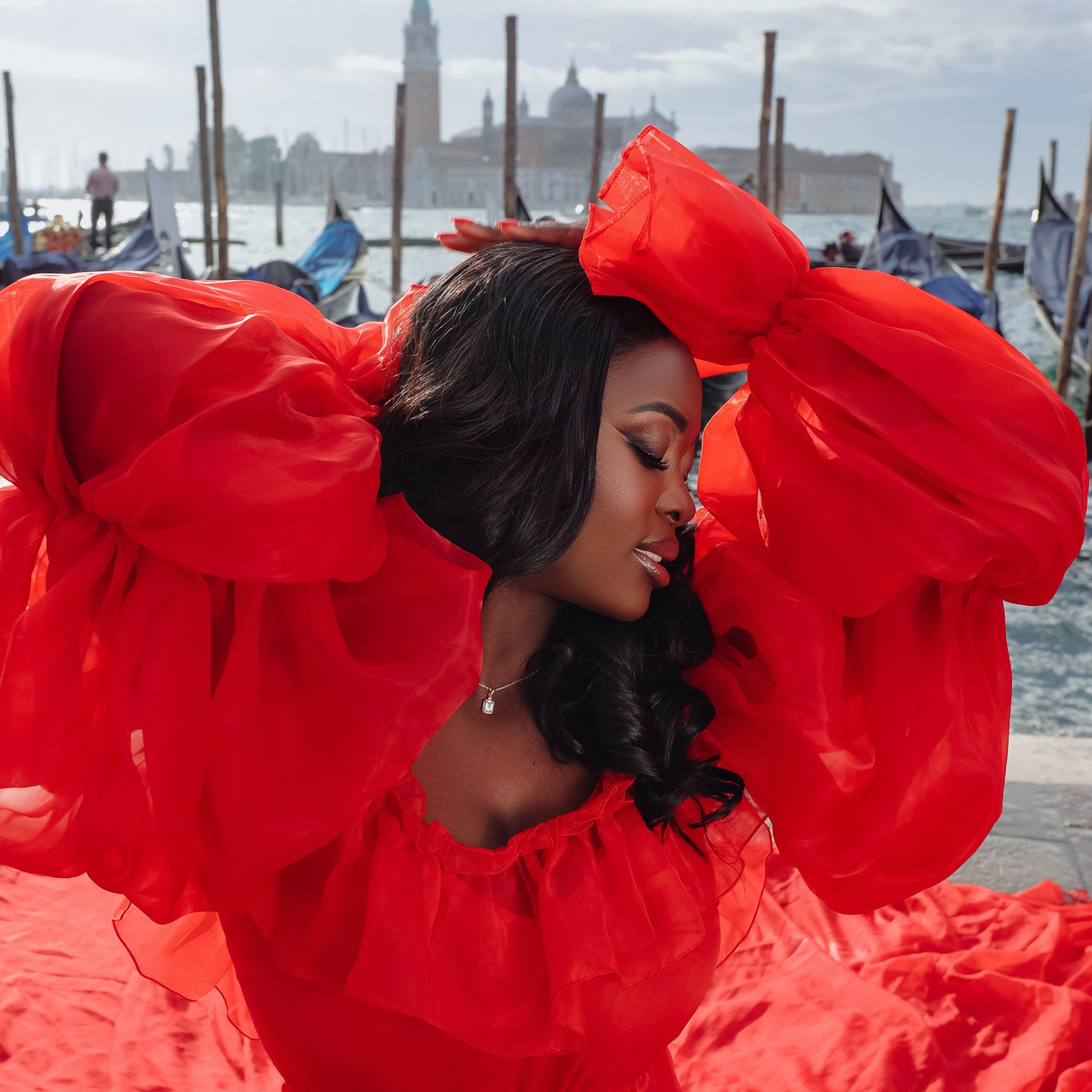 KA3NA HQ • London Based Content Creator |Brand Influencer | Commercial Model